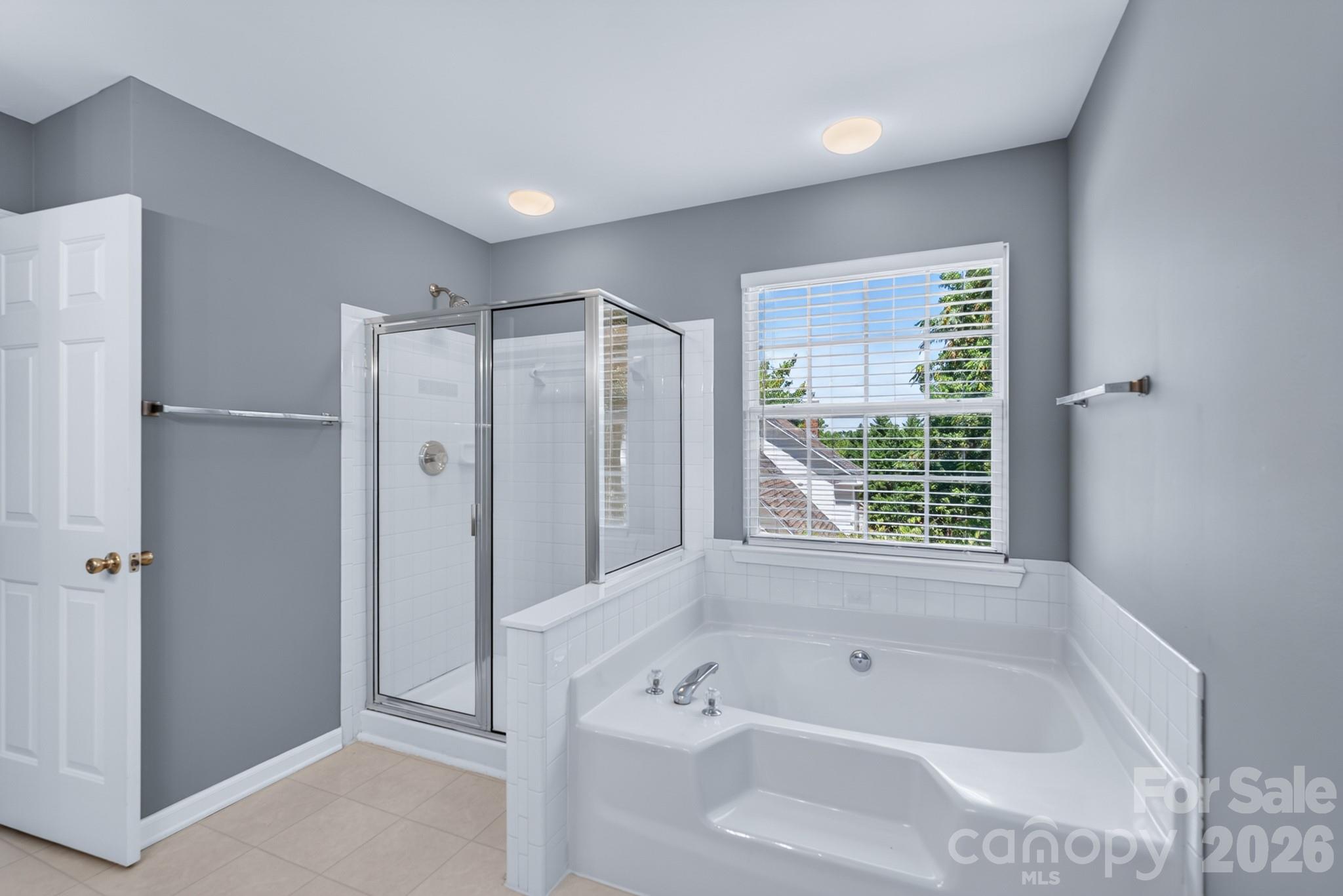 728 Knightswood Road Property Photo 30