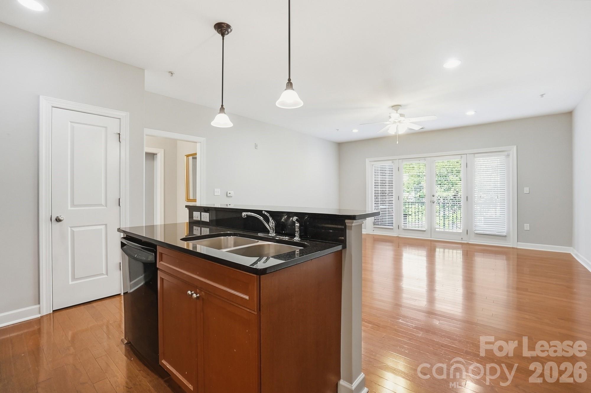 1829 Kenilworth Avenue 204 Property Photo 13