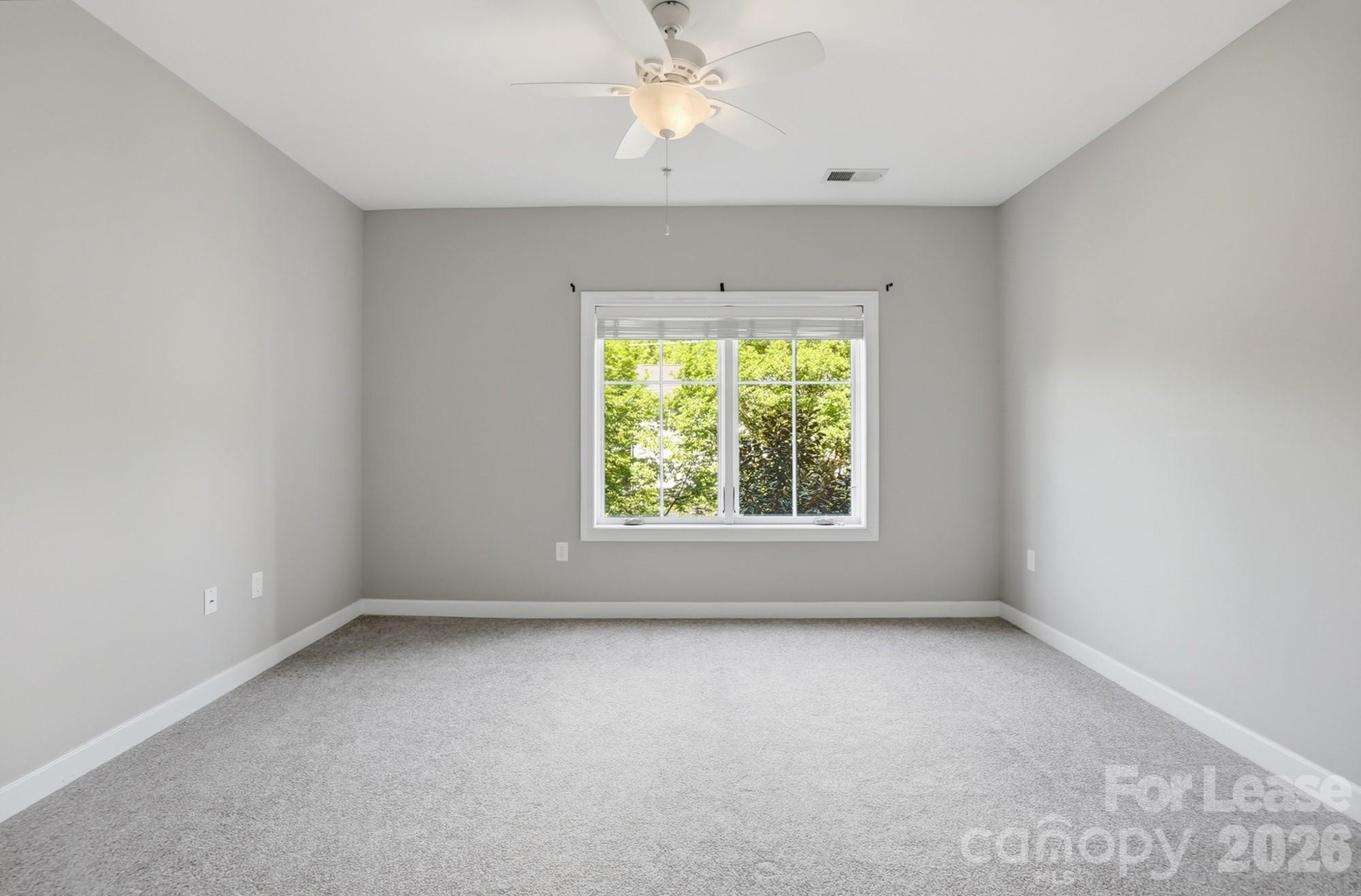 1829 Kenilworth Avenue 204 Property Photo 19