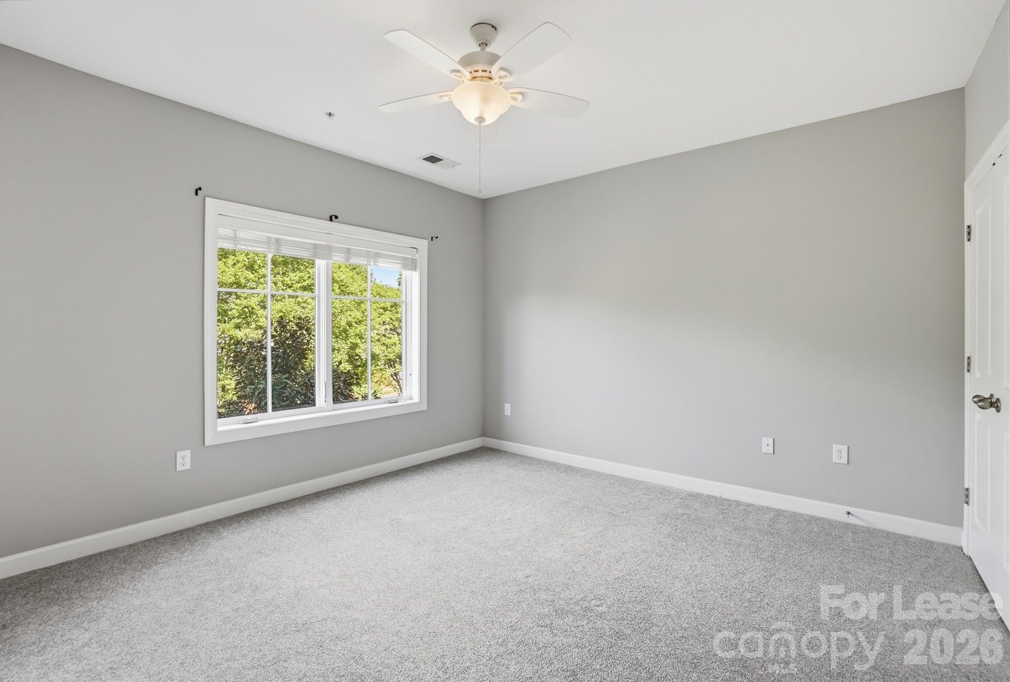 1829 Kenilworth Avenue 204 Property Photo 20