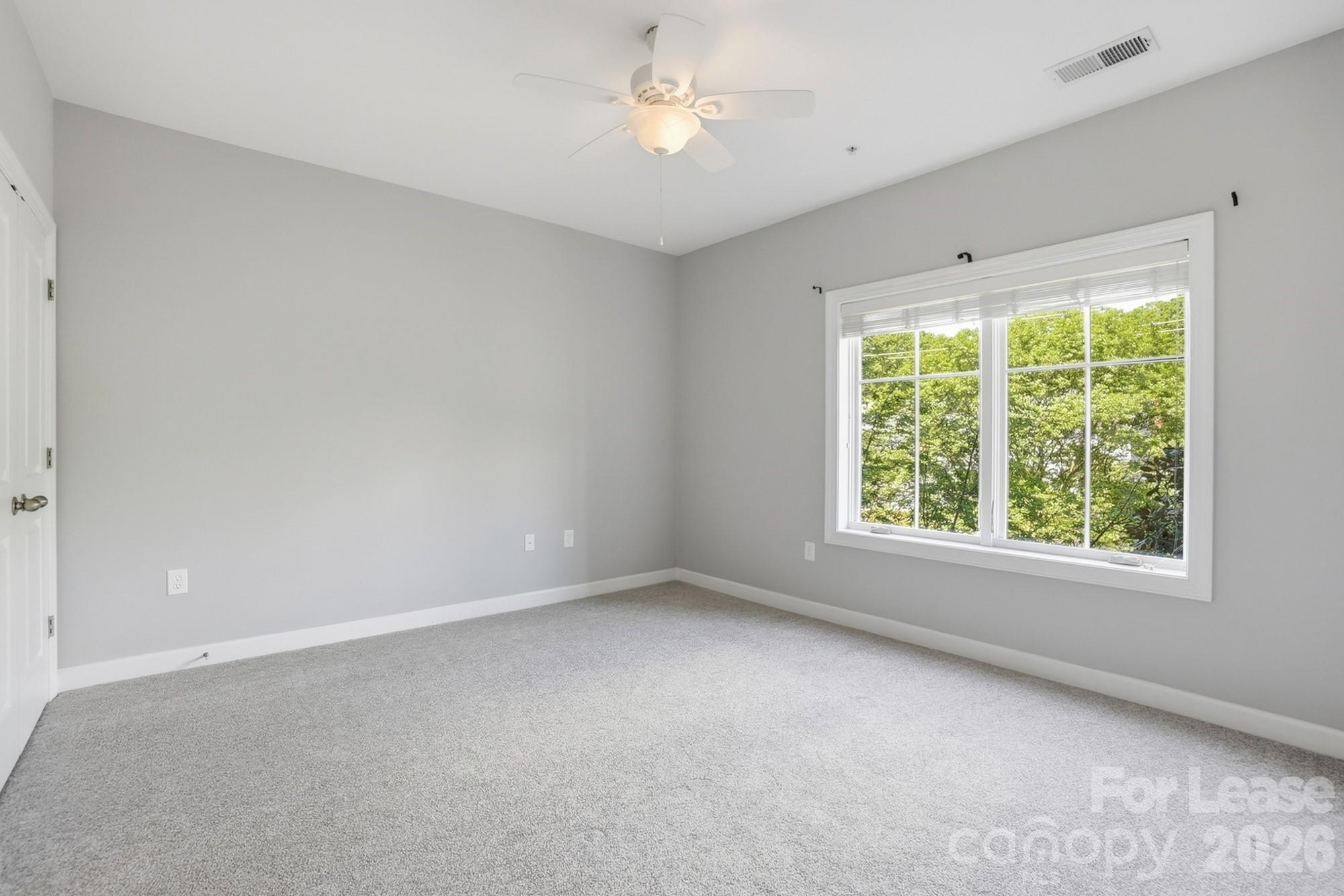 1829 Kenilworth Avenue 204 Property Photo 21