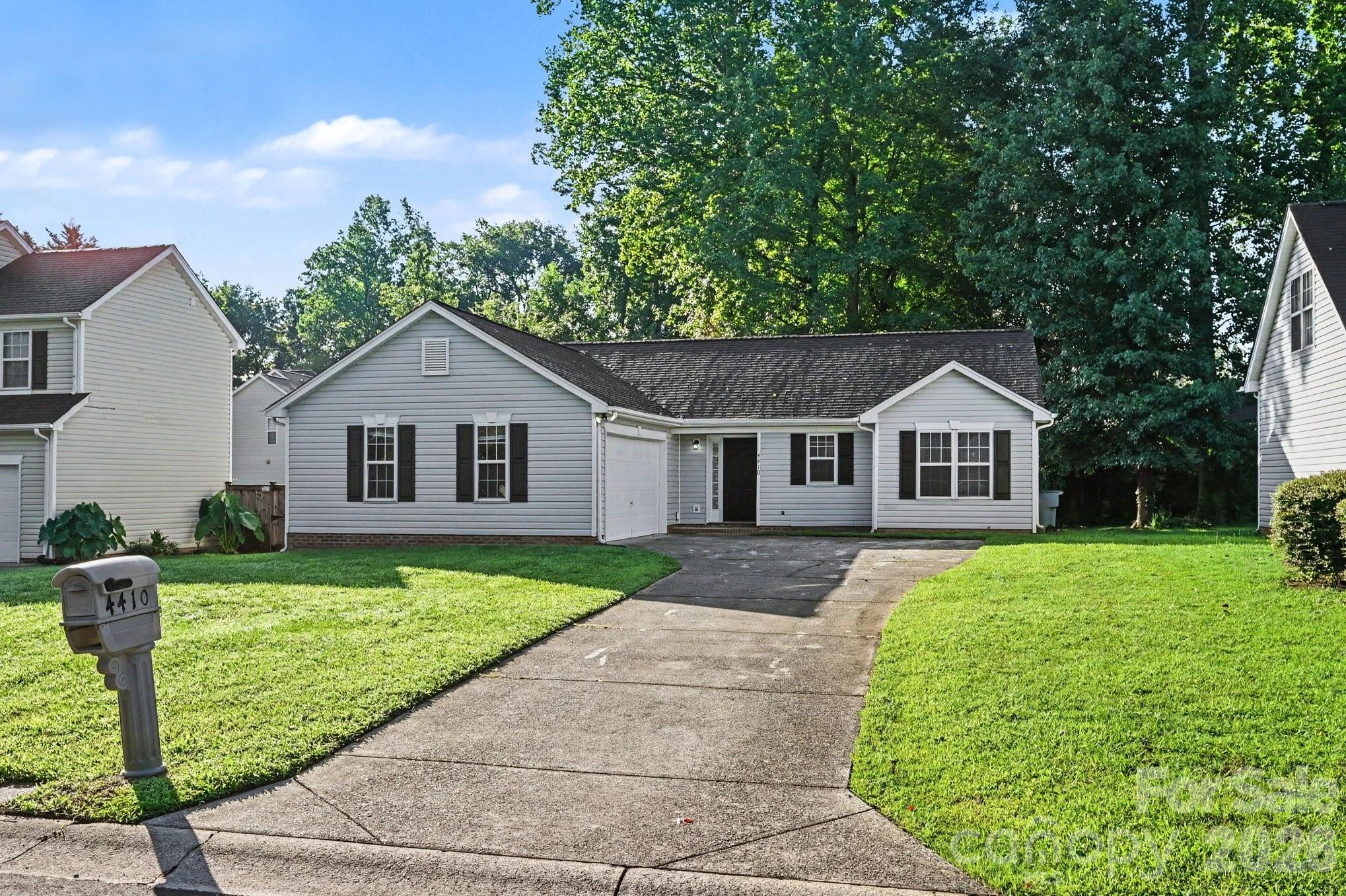 4410 Craven Hill Drive Property Photo 1