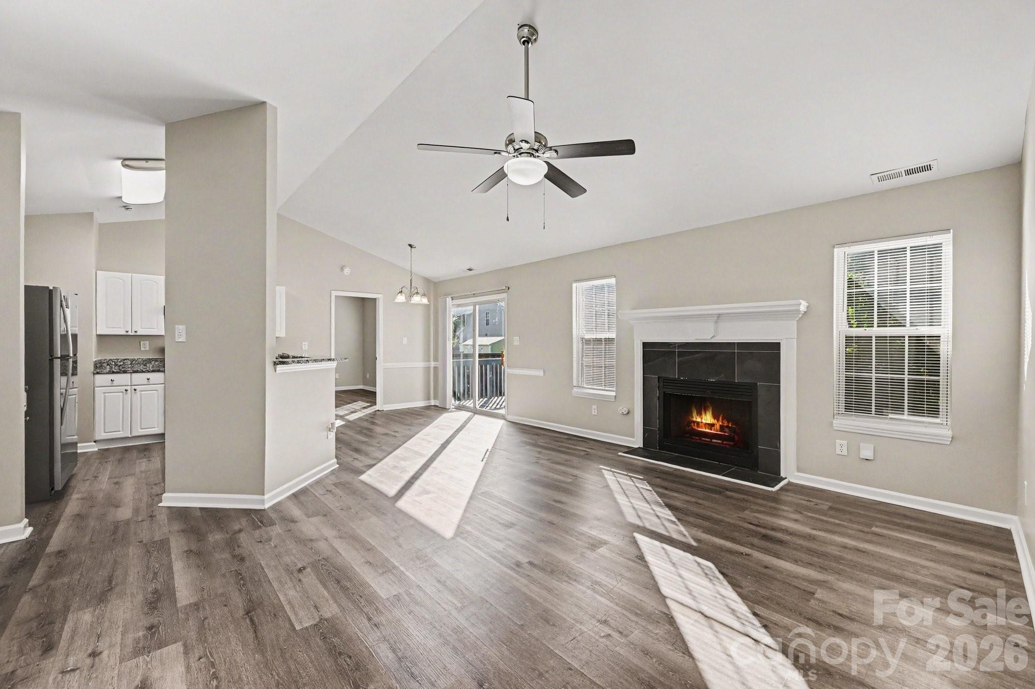 4410 Craven Hill Drive Property Photo 3