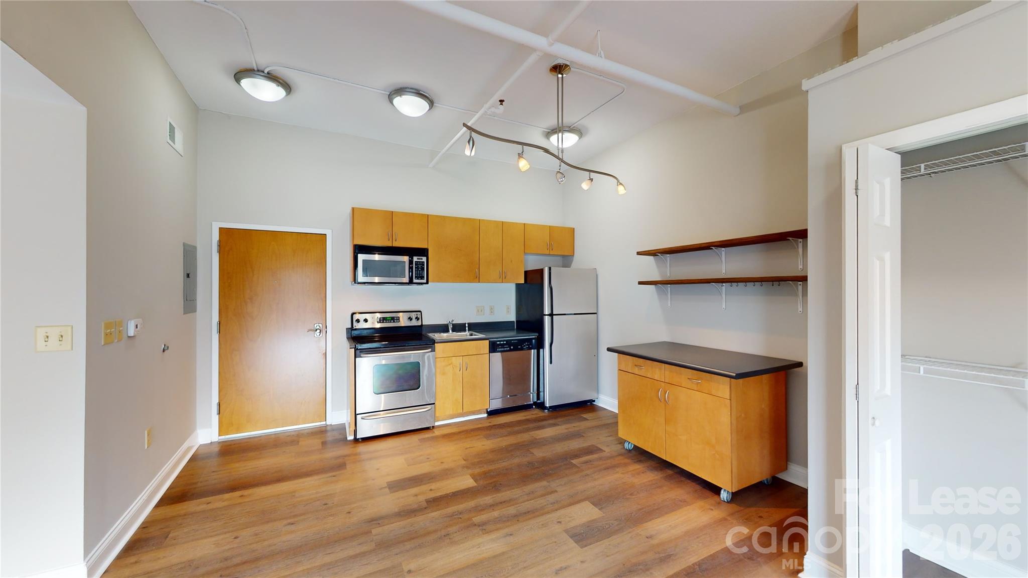 715 N Church Street 212 Property Photo 3