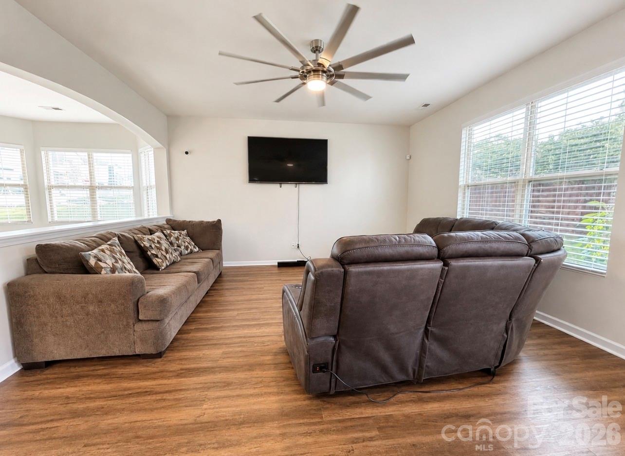 119 Gilden Way Property Photo 6