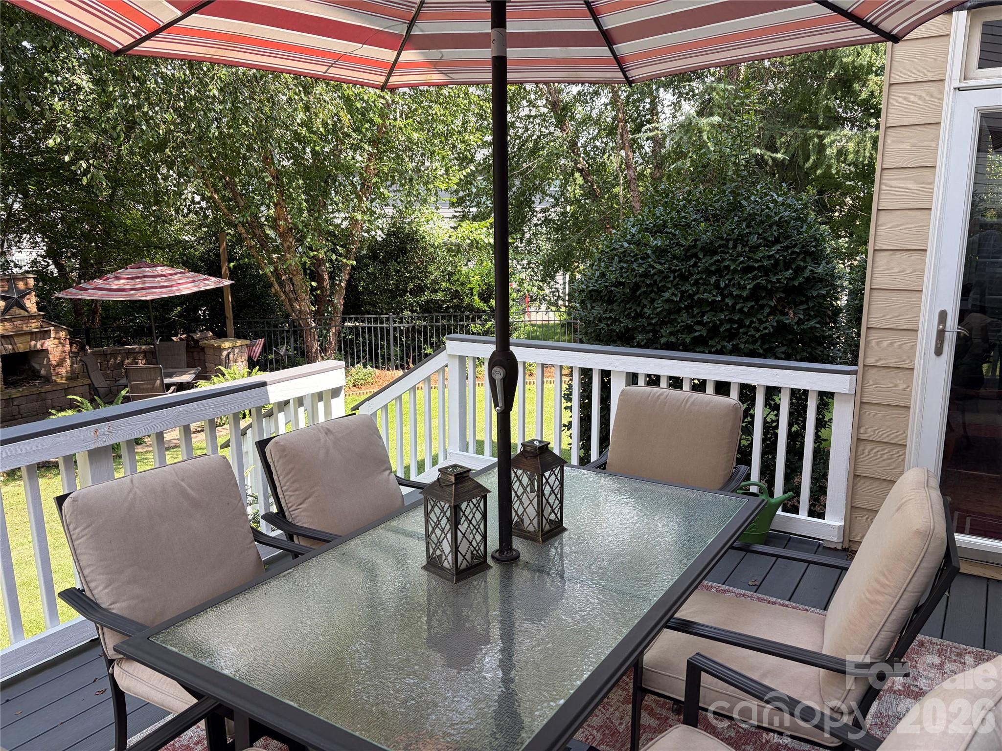 17228 W Marbella Lane Property Photo 28