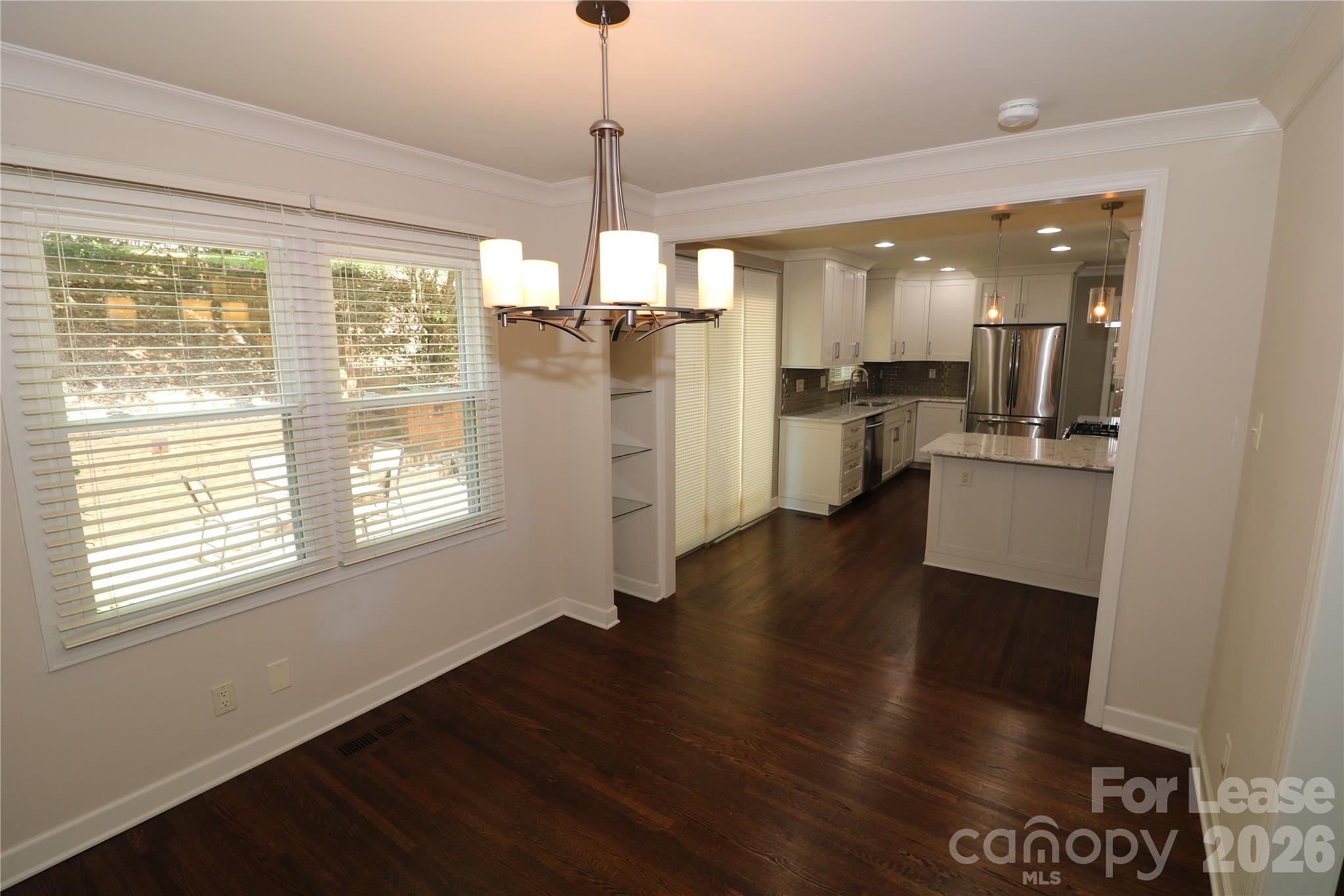 5410 Londonderry Road Property Photo 8