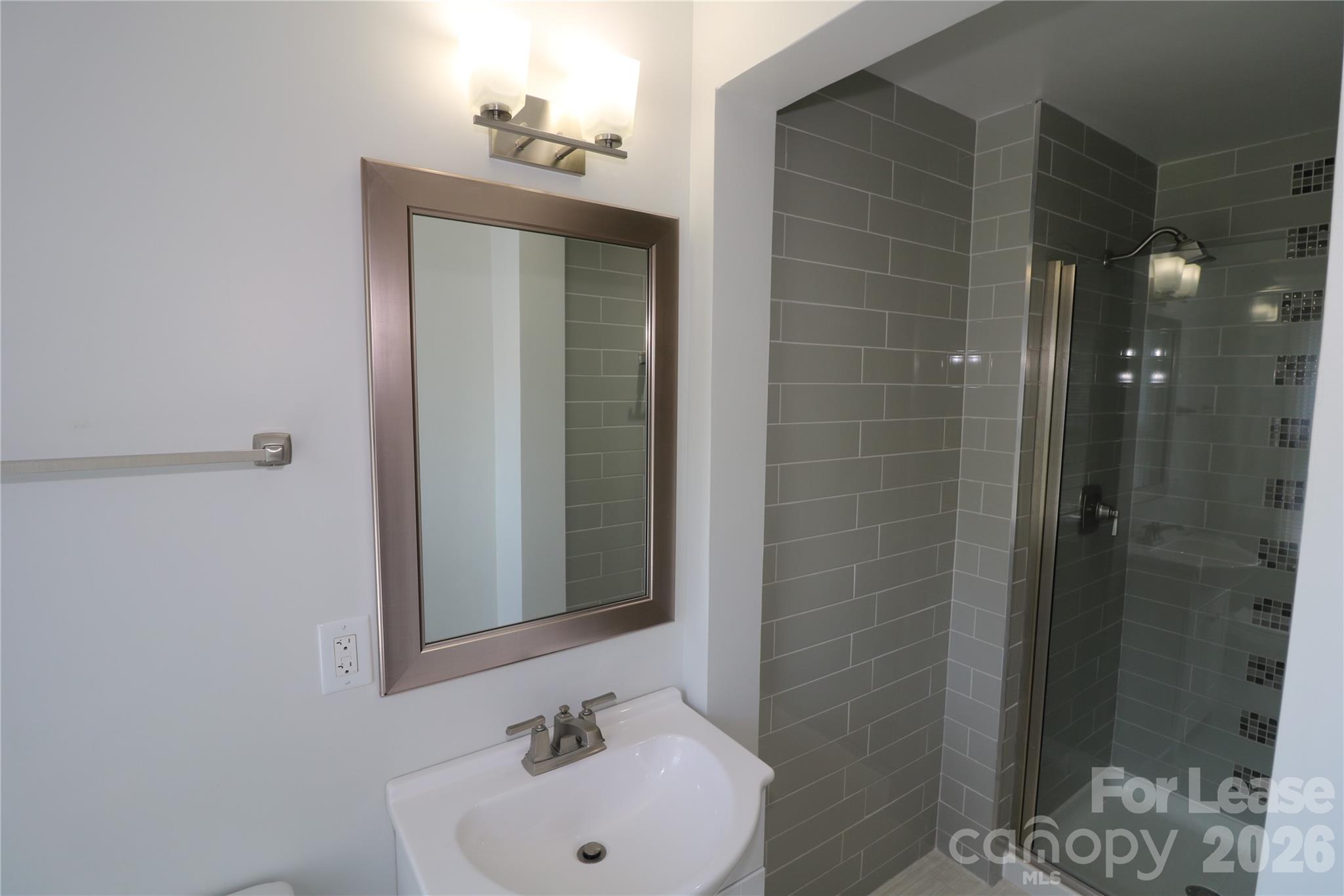 5410 Londonderry Road Property Photo 34