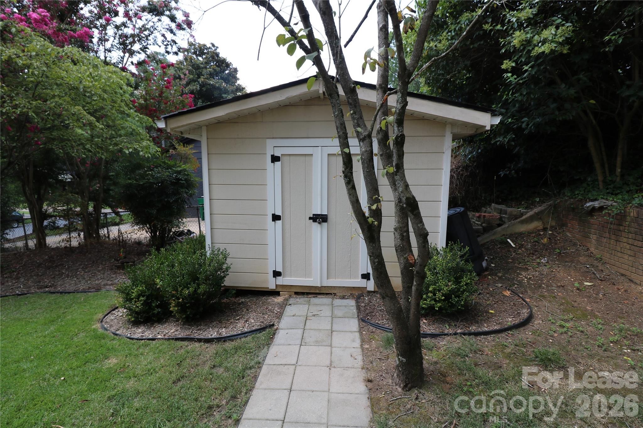 5410 Londonderry Road Property Photo 43