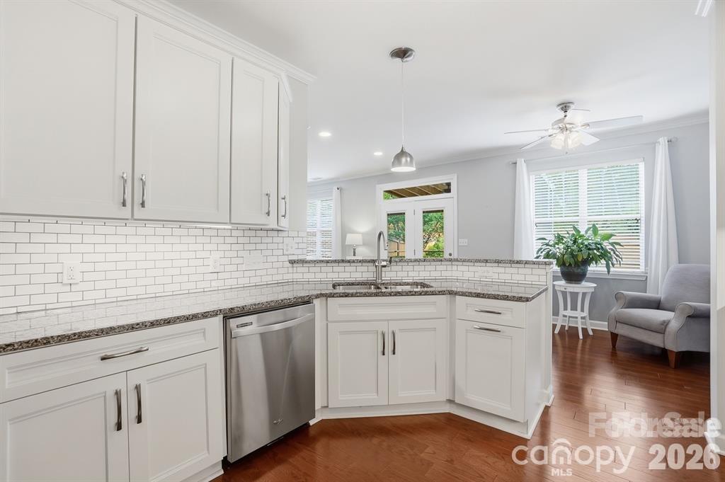 19512 Topgallant Drive Property Photo 20