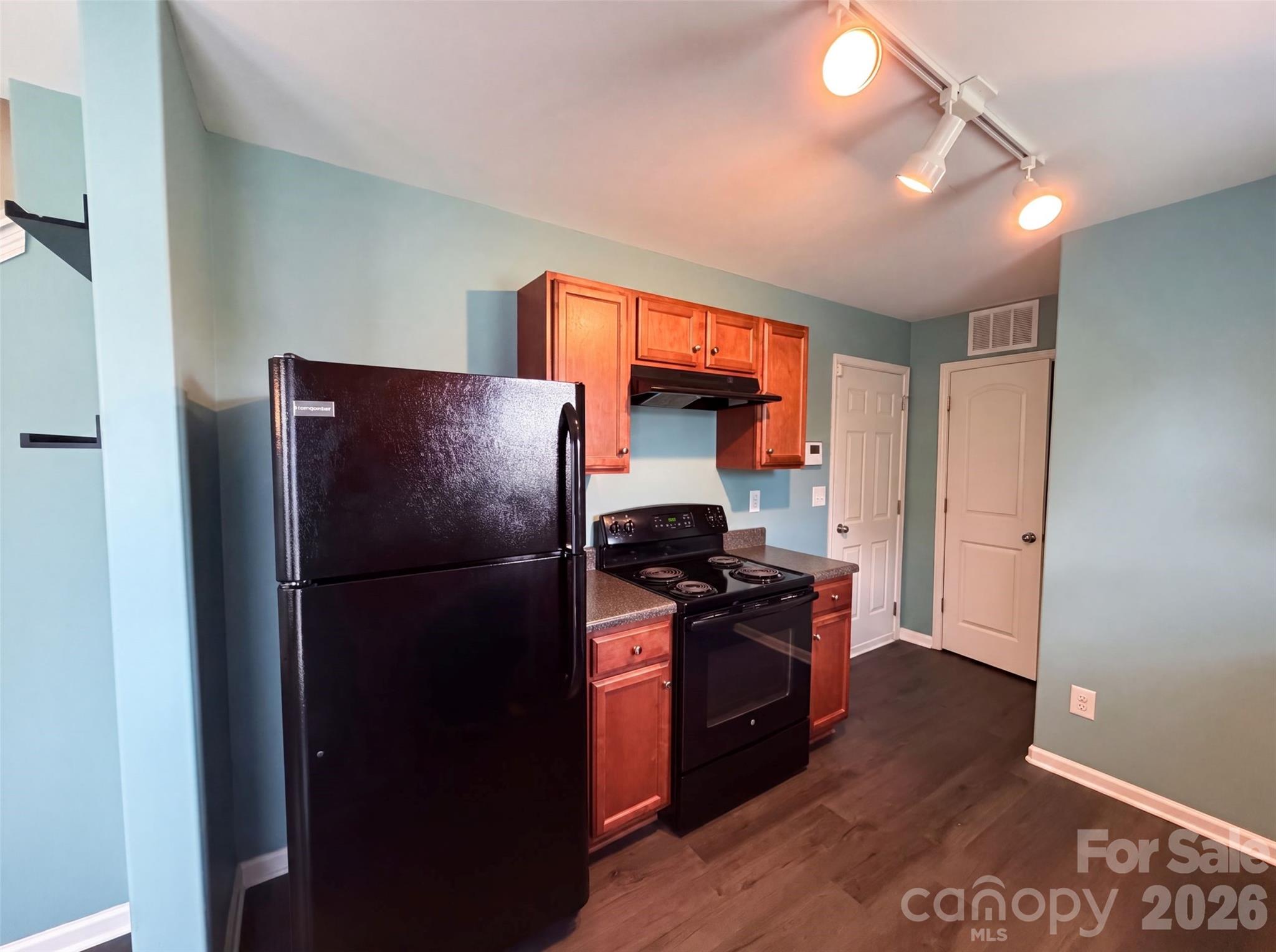 5730 Natick Drive Property Photo 8