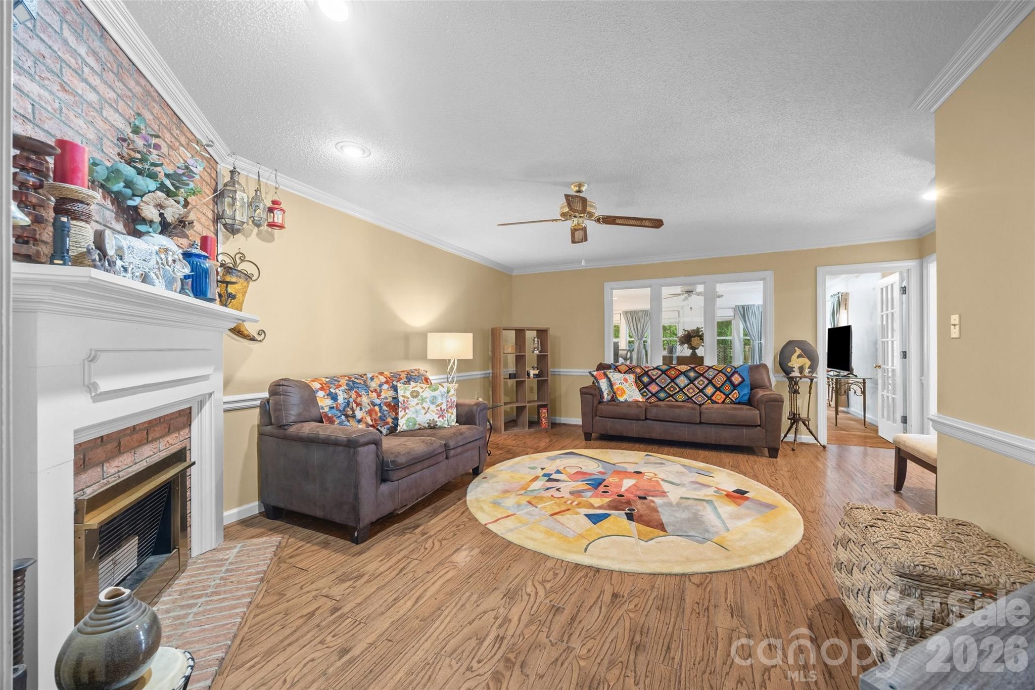 208 Eastwood Drive Property Photo 6
