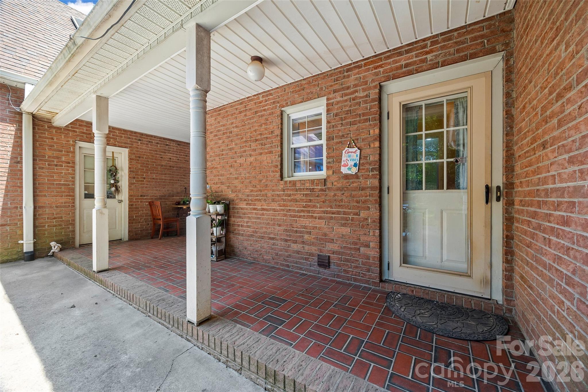 208 Eastwood Drive Property Photo 25