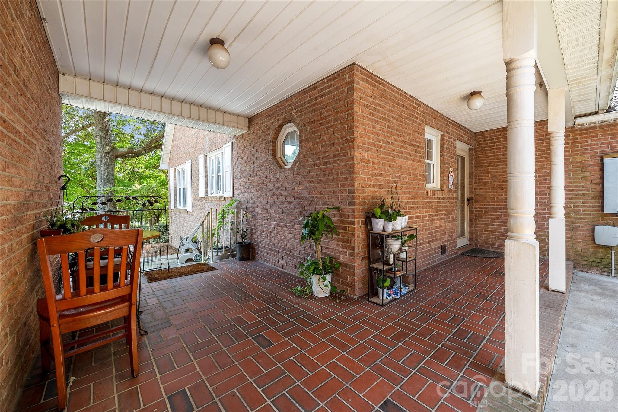 208 Eastwood Drive Property Photo 27