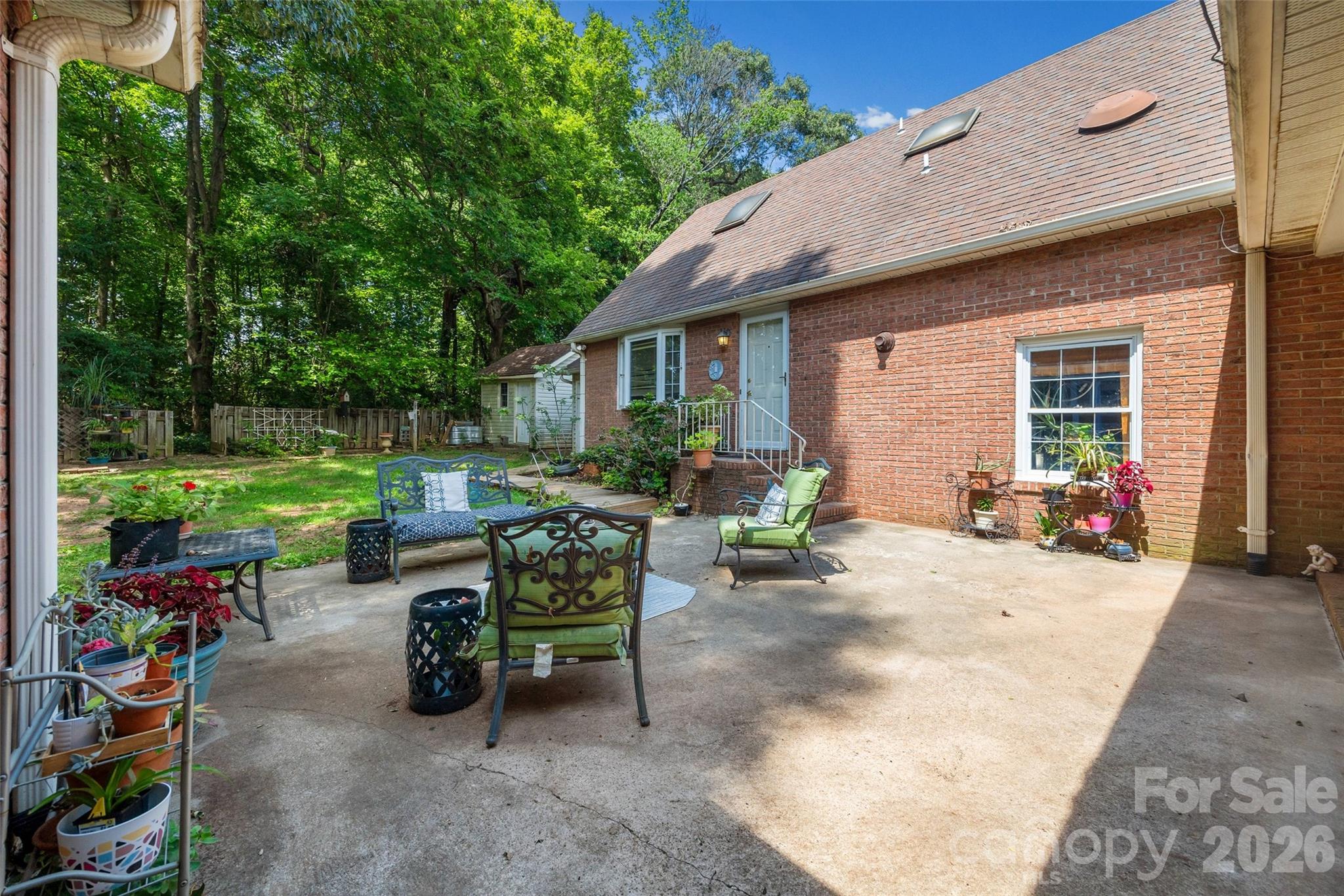 208 Eastwood Drive Property Photo 37