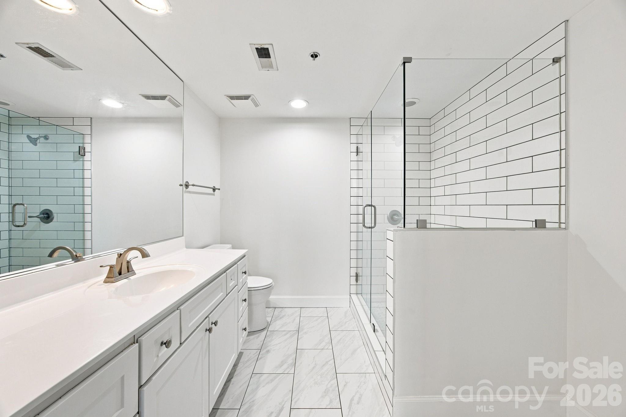 1315 East Boulevard 401 Property Photo 13