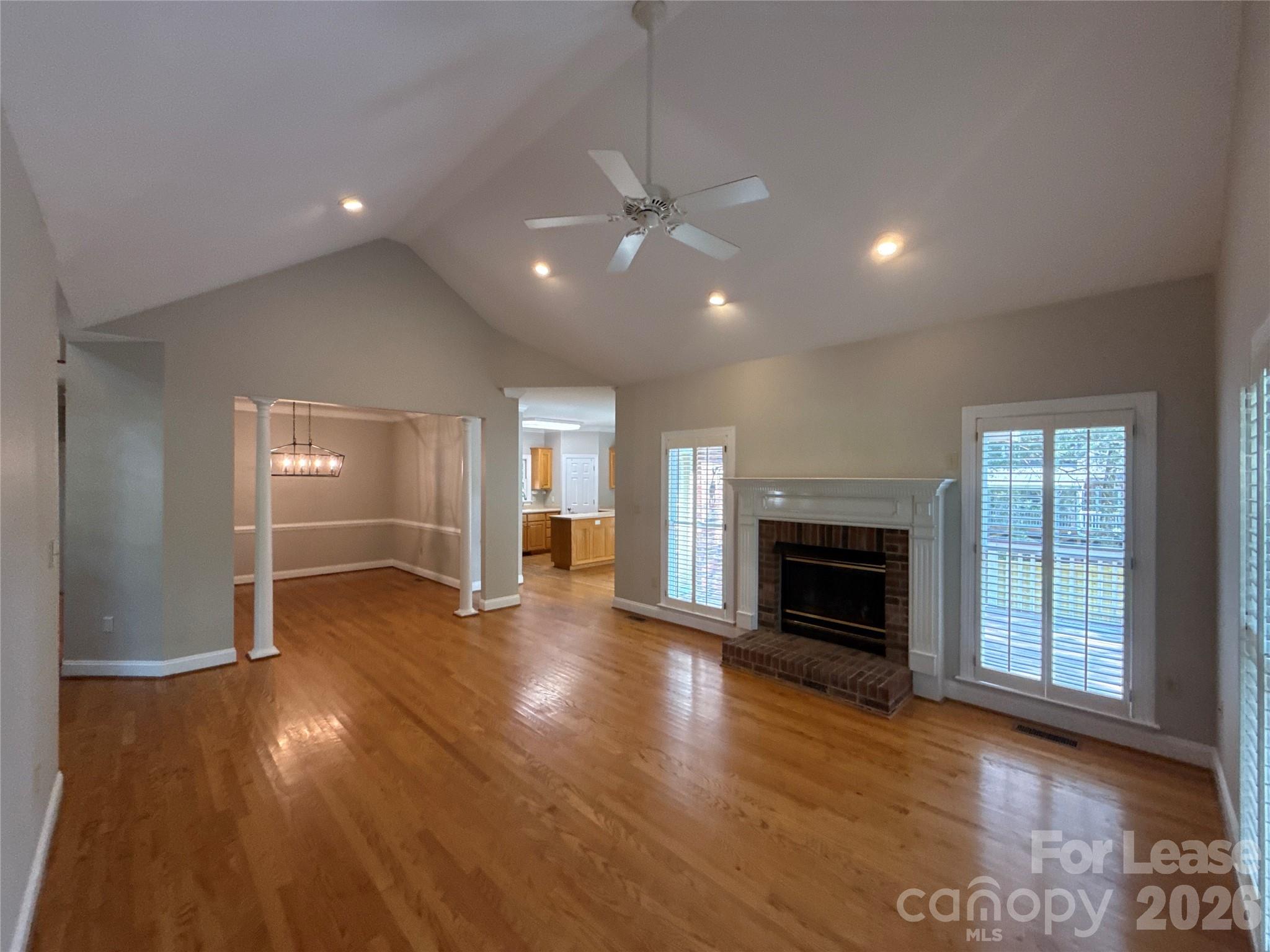 2649 Willowbrook Drive Property Photo 3