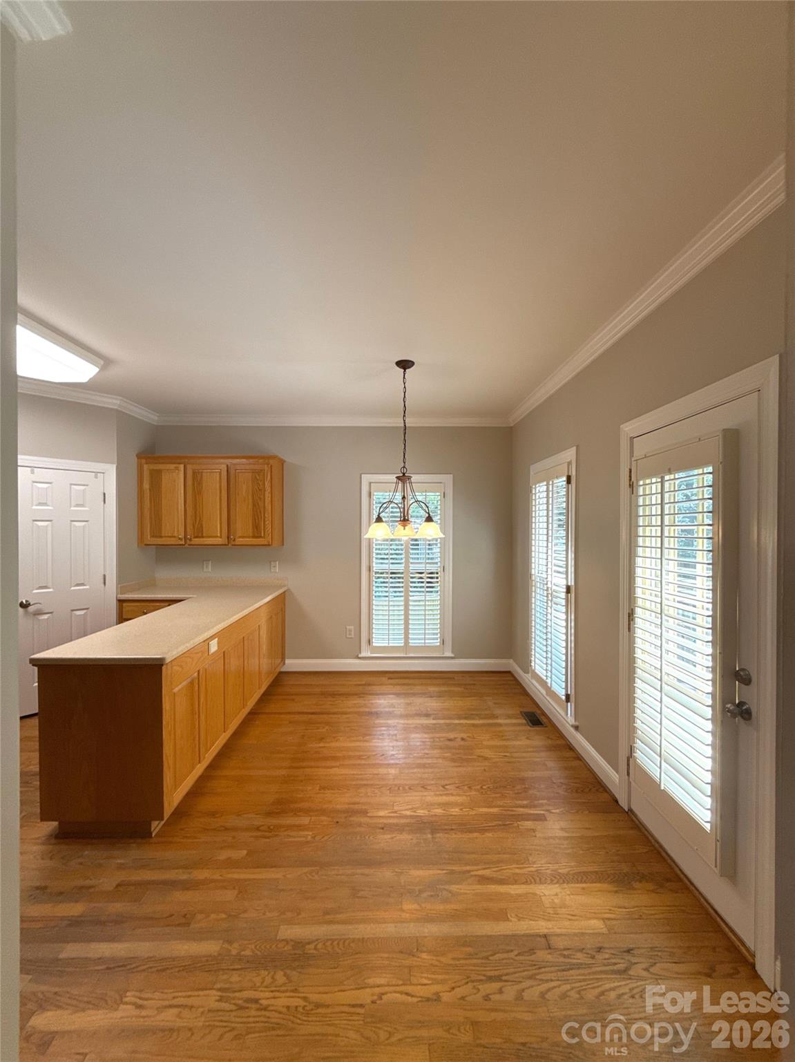 2649 Willowbrook Drive Property Photo 8