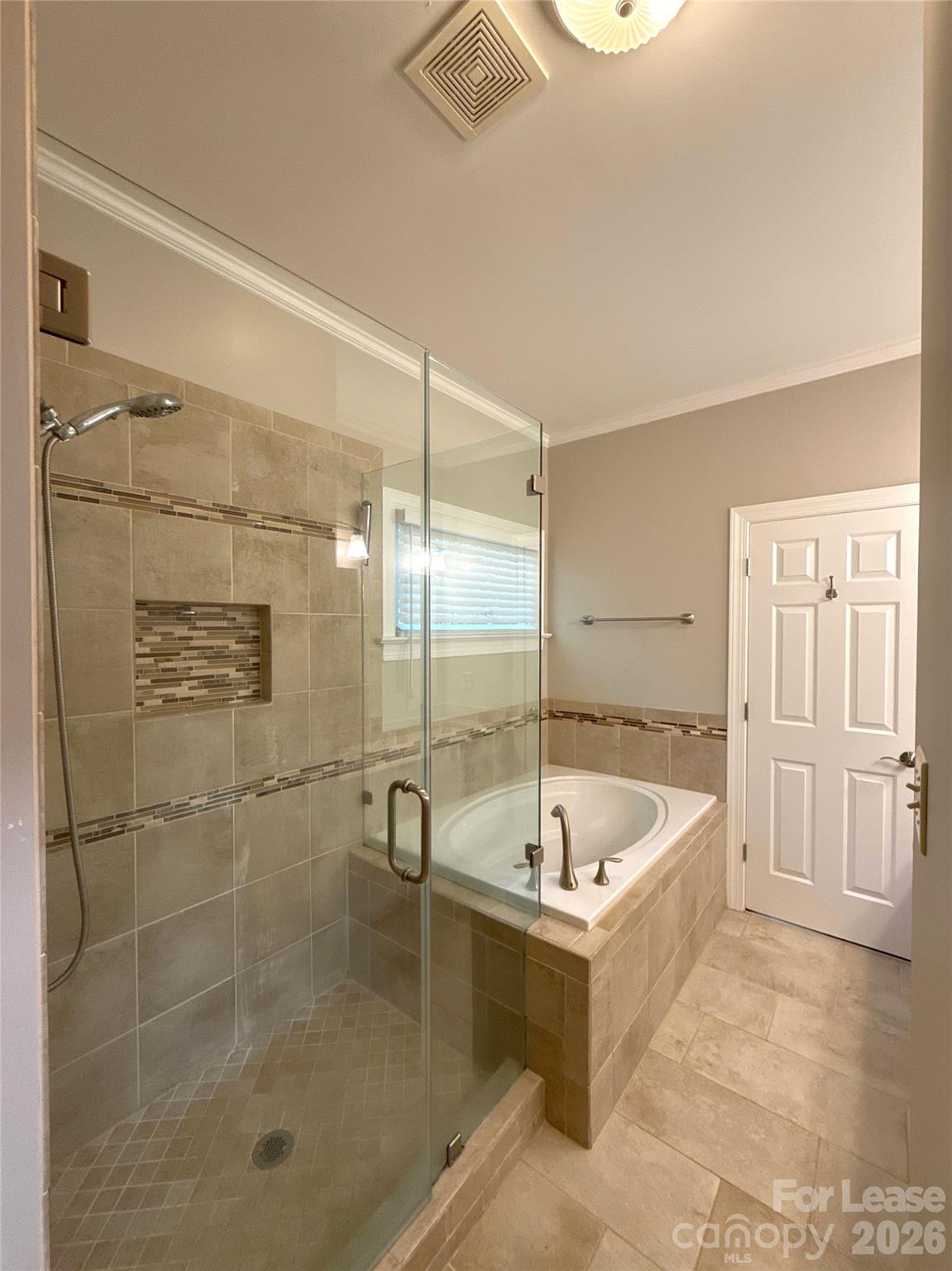 2649 Willowbrook Drive Property Photo 14