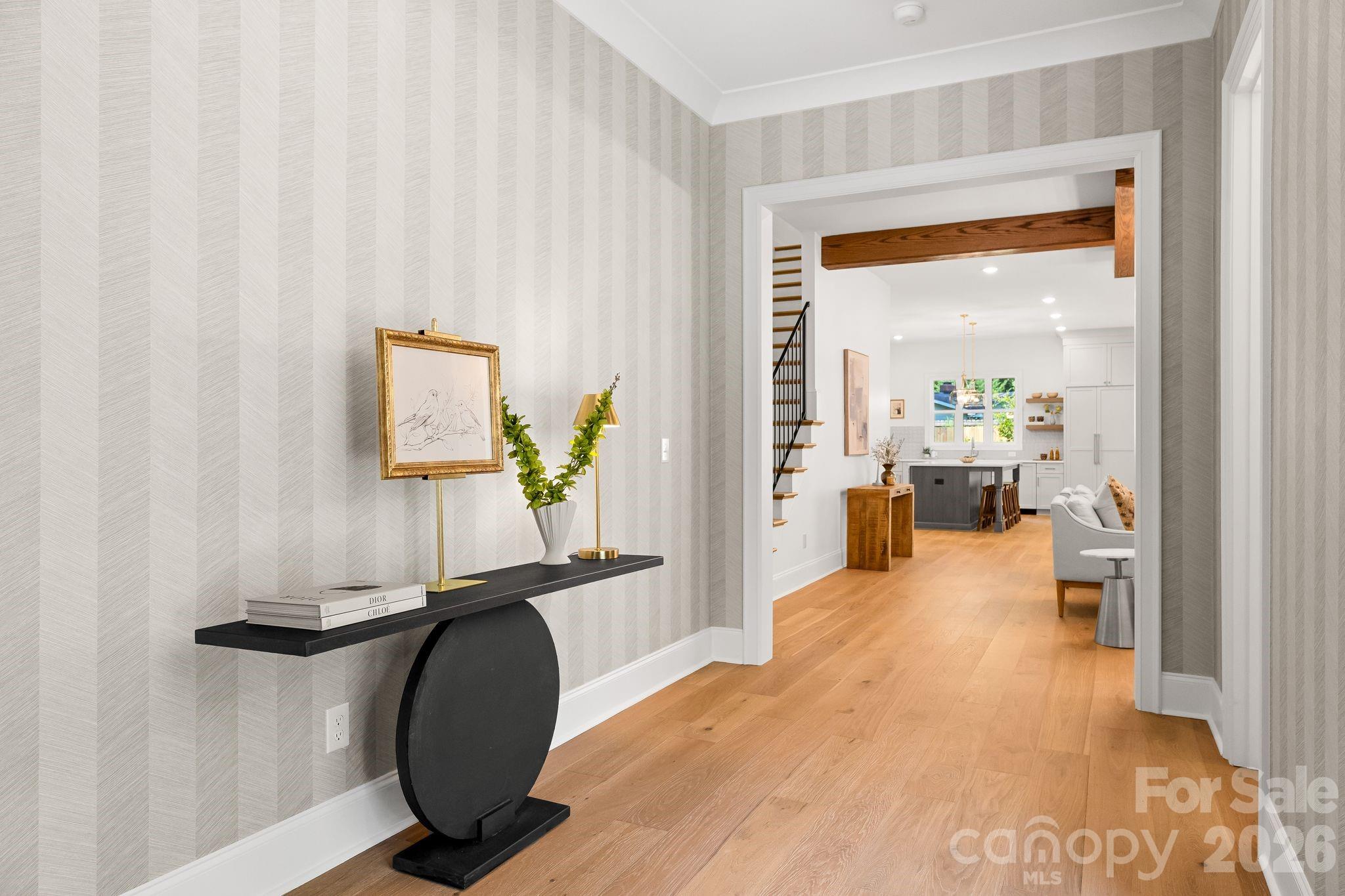 815 Manhasset Road Property Photo 3