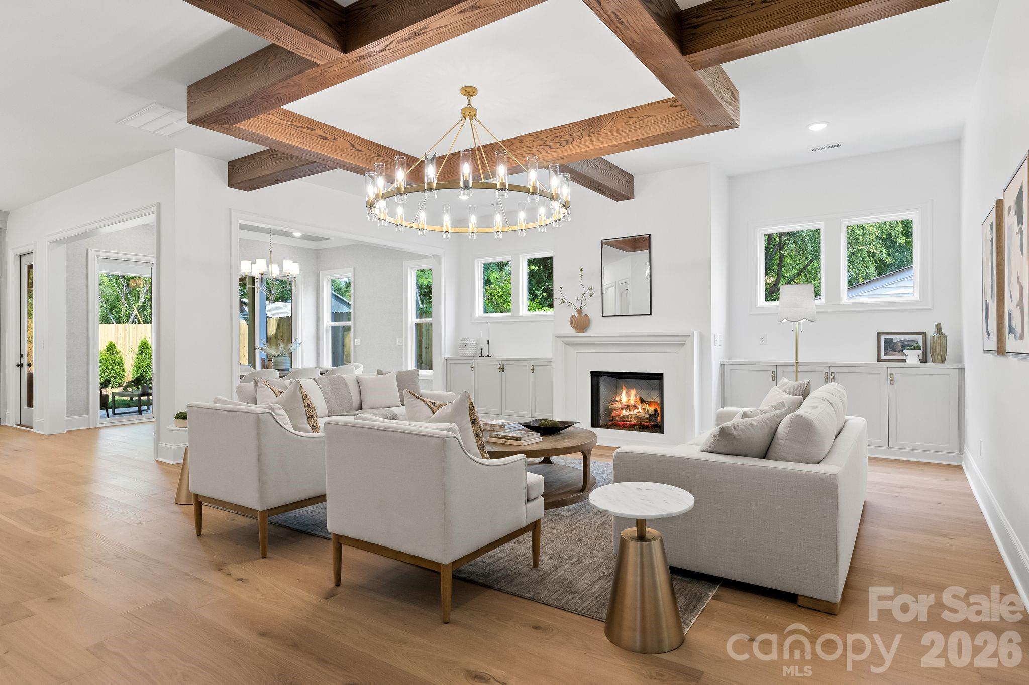 815 Manhasset Road Property Photo 8
