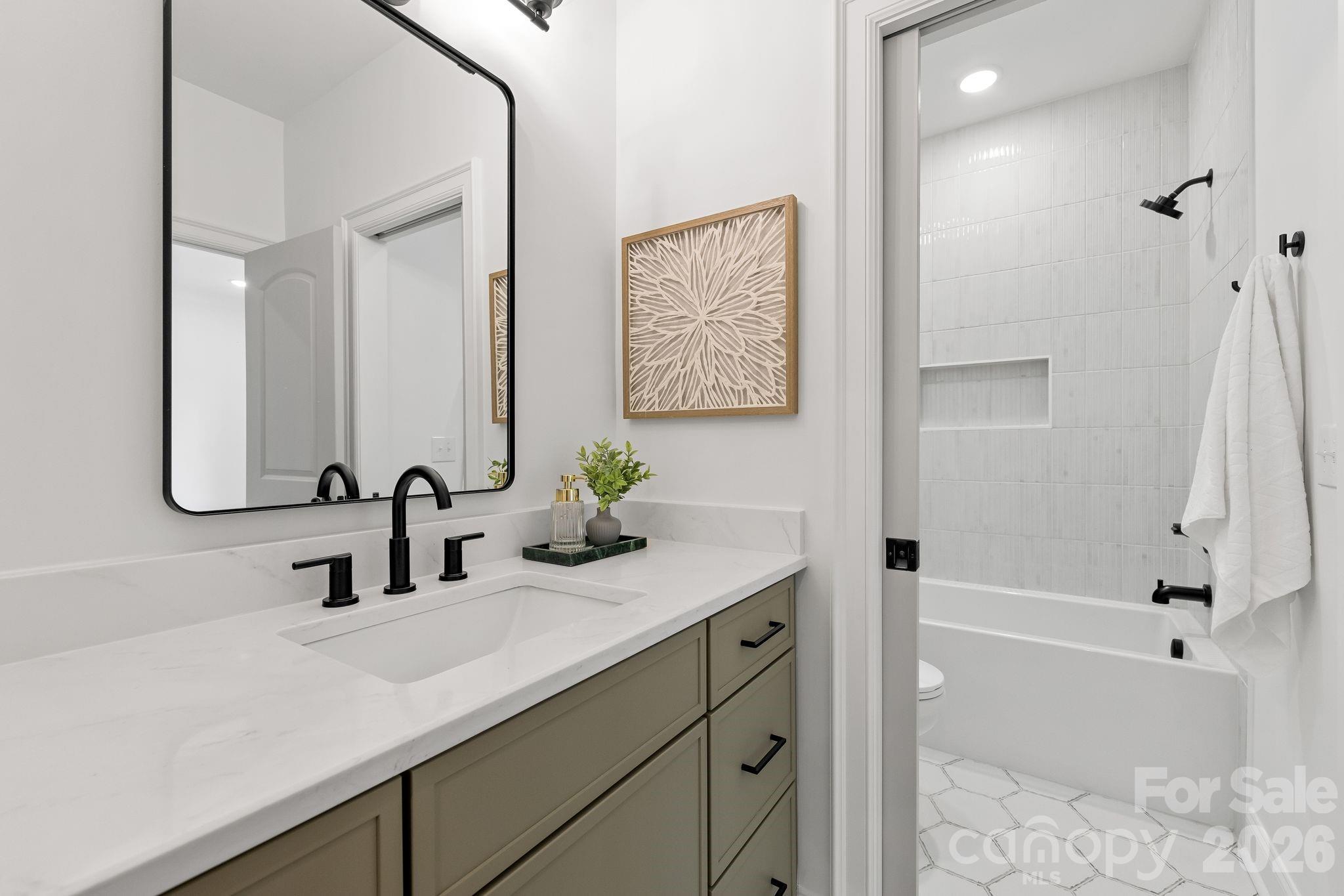 815 Manhasset Road Property Photo 37