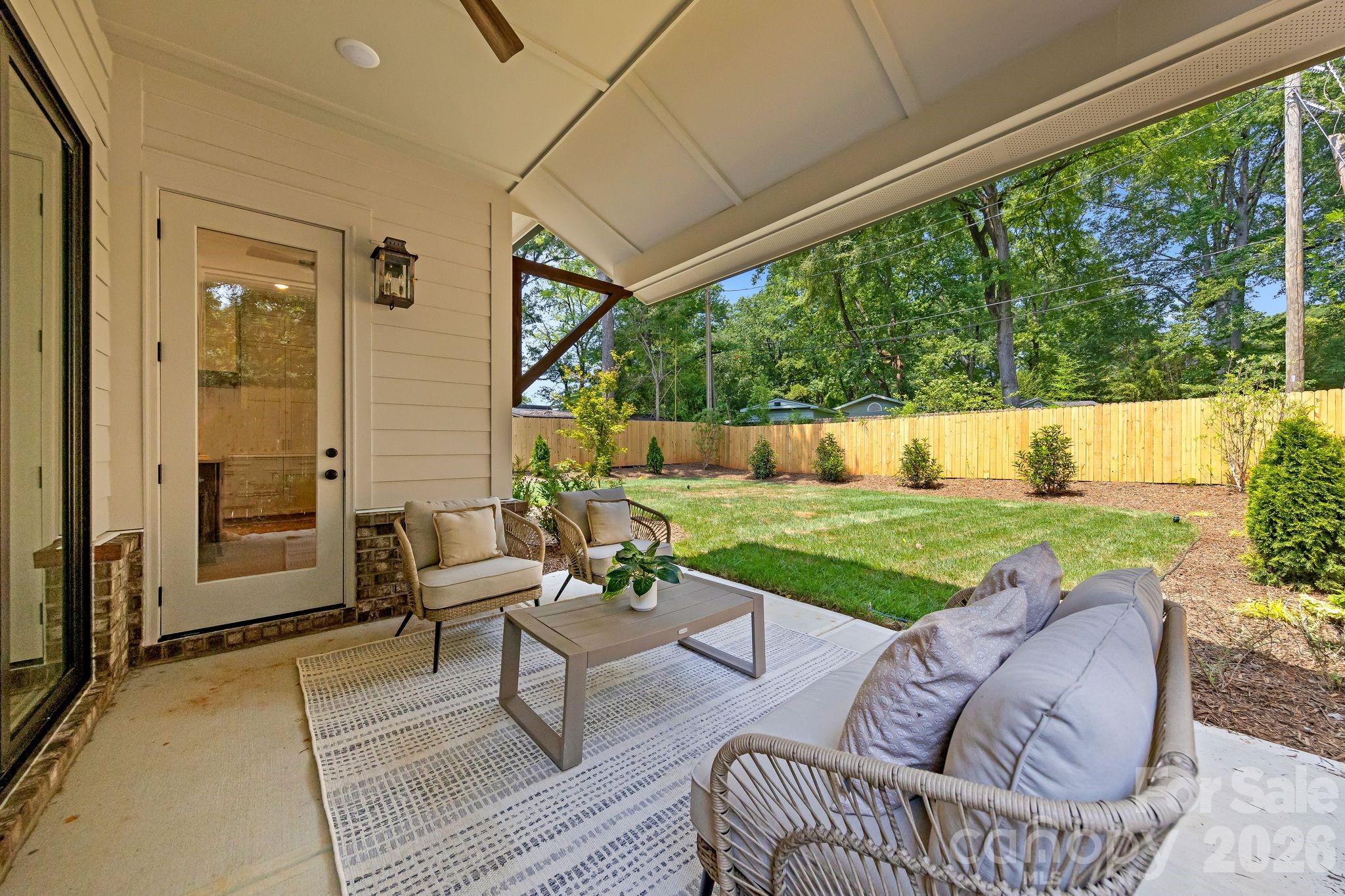815 Manhasset Road Property Photo 40