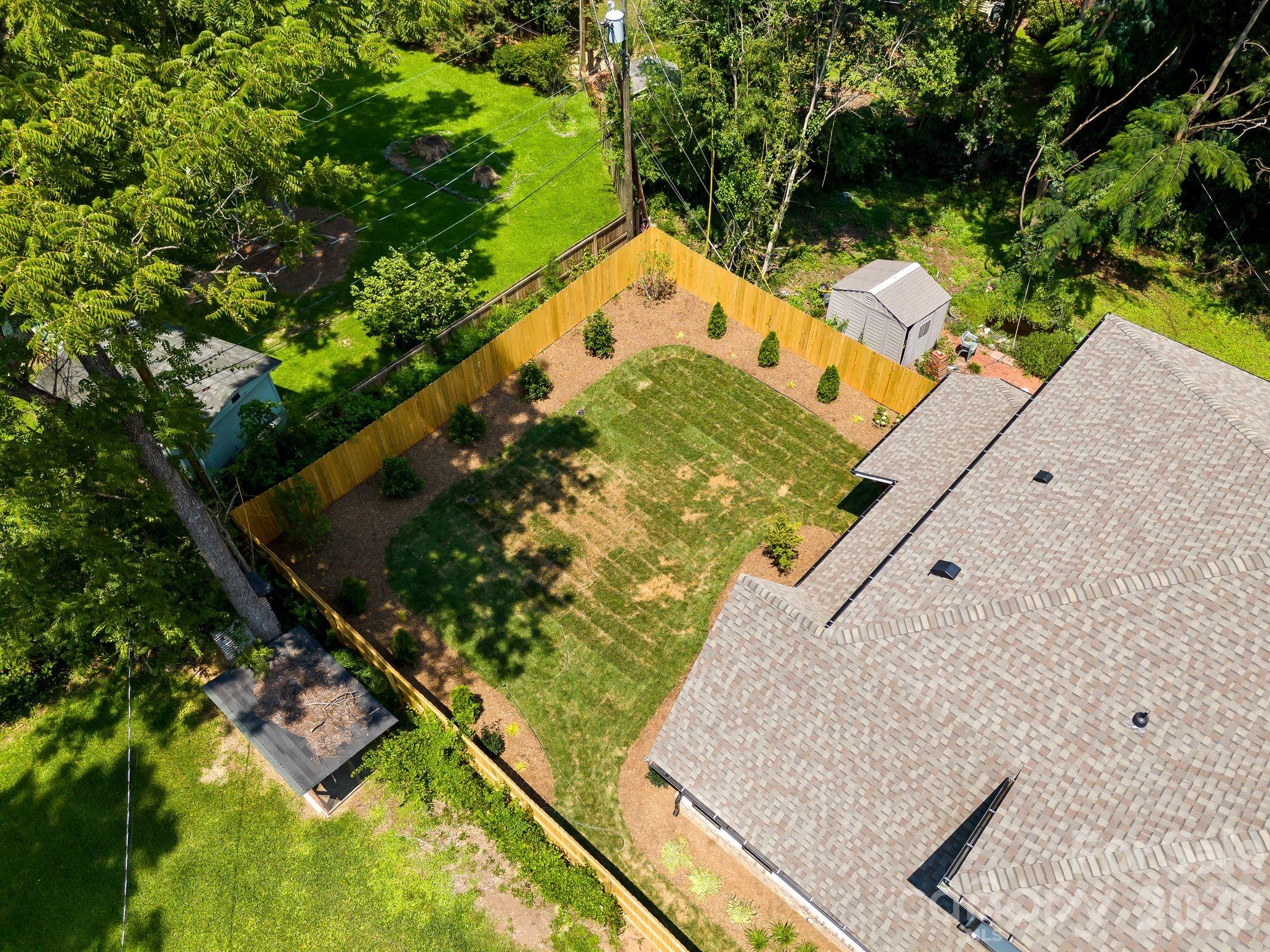 815 Manhasset Road Property Photo 43