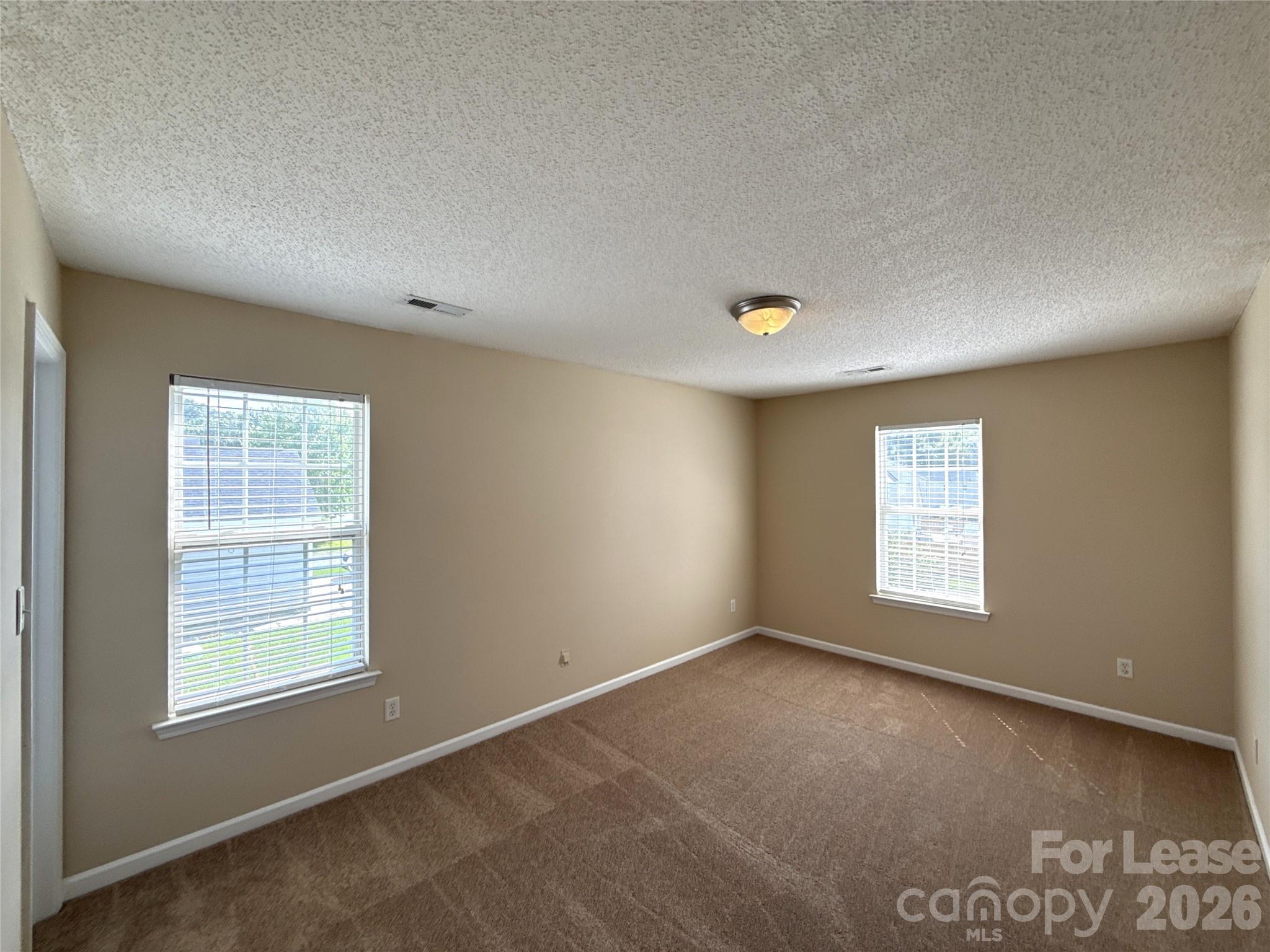 3402 Southern Ginger Drive Property Photo 9