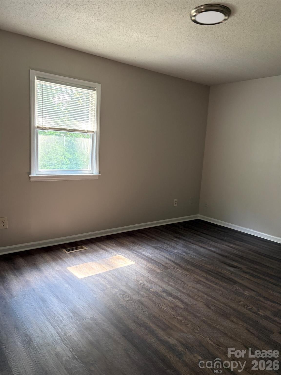 1708 Village Lake Drive Property Photo 13