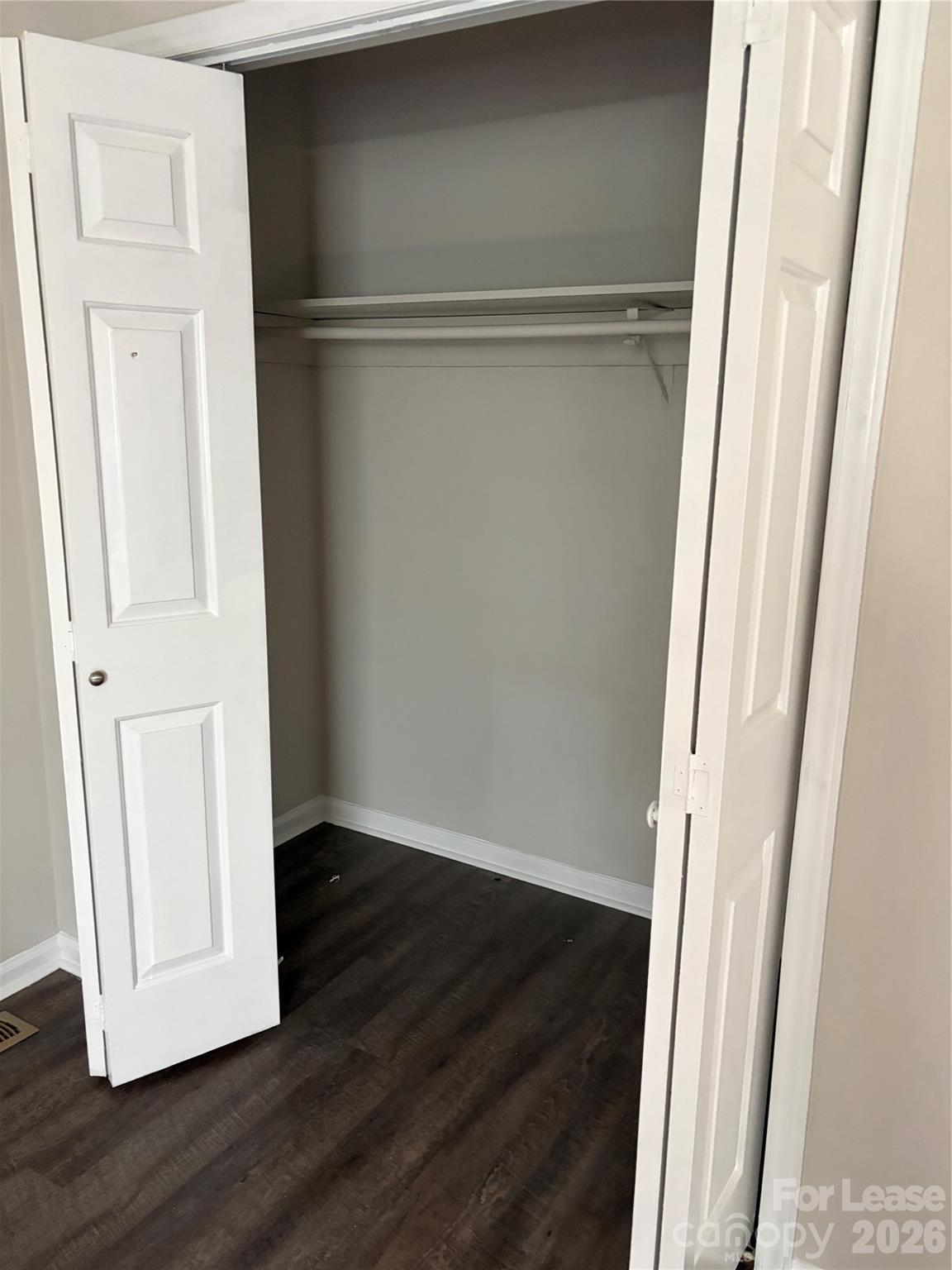 1708 Village Lake Drive Property Photo 14