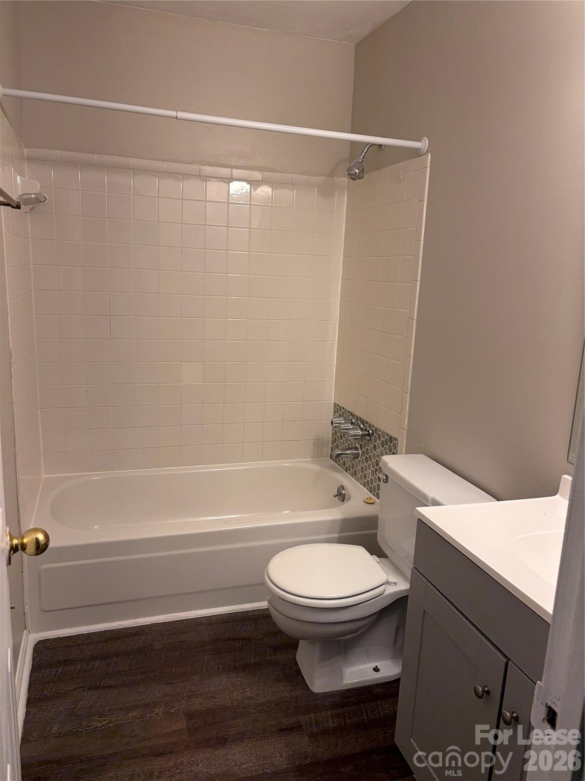 1708 Village Lake Drive Property Photo 15