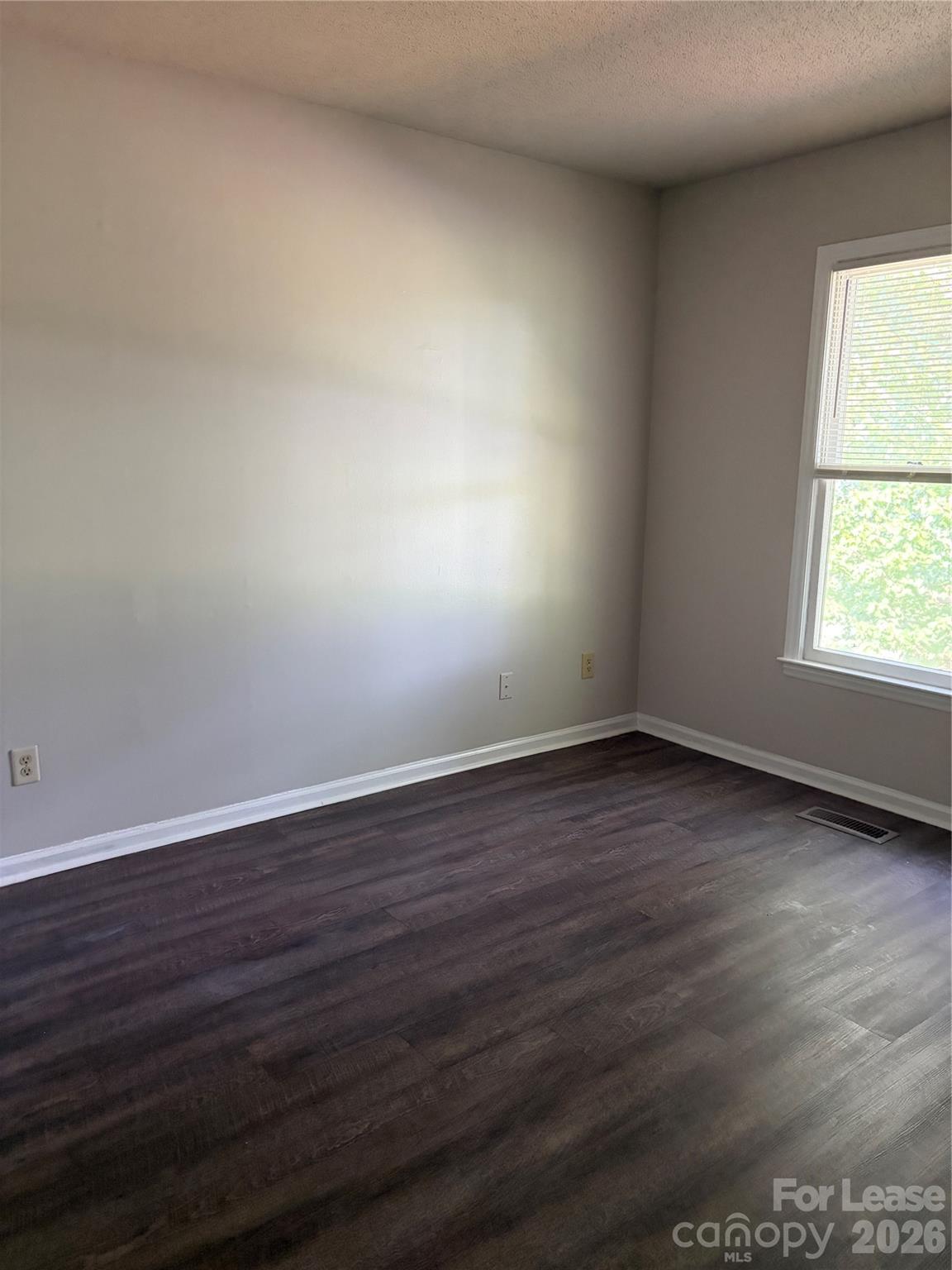 1708 Village Lake Drive Property Photo 16