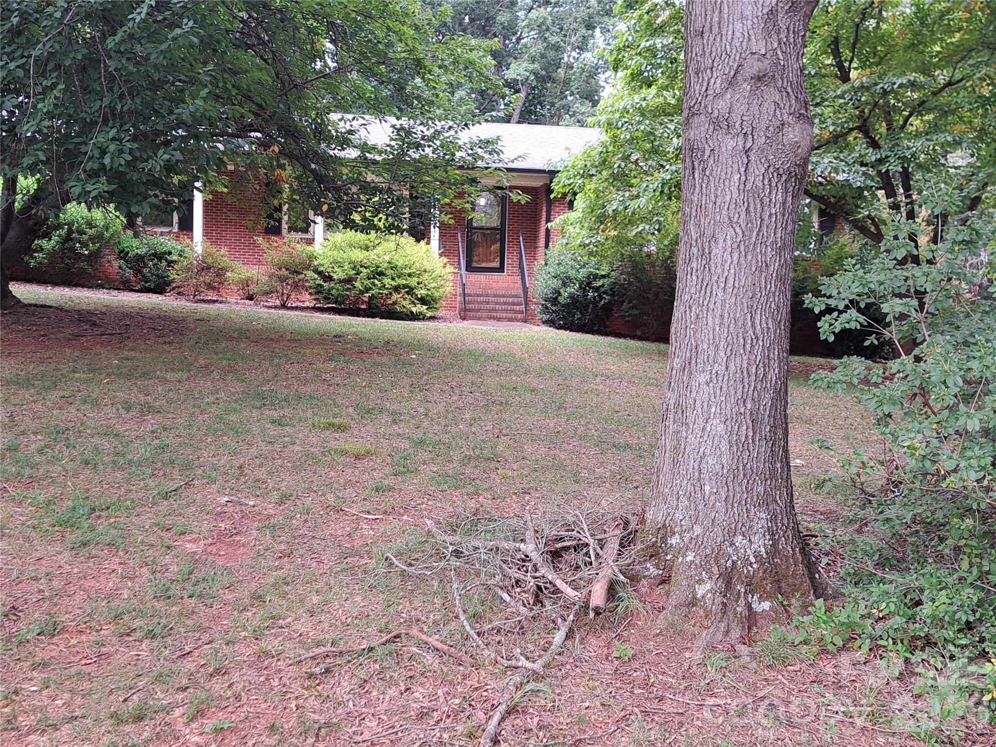 123 Softwind Lane Property Photo 4