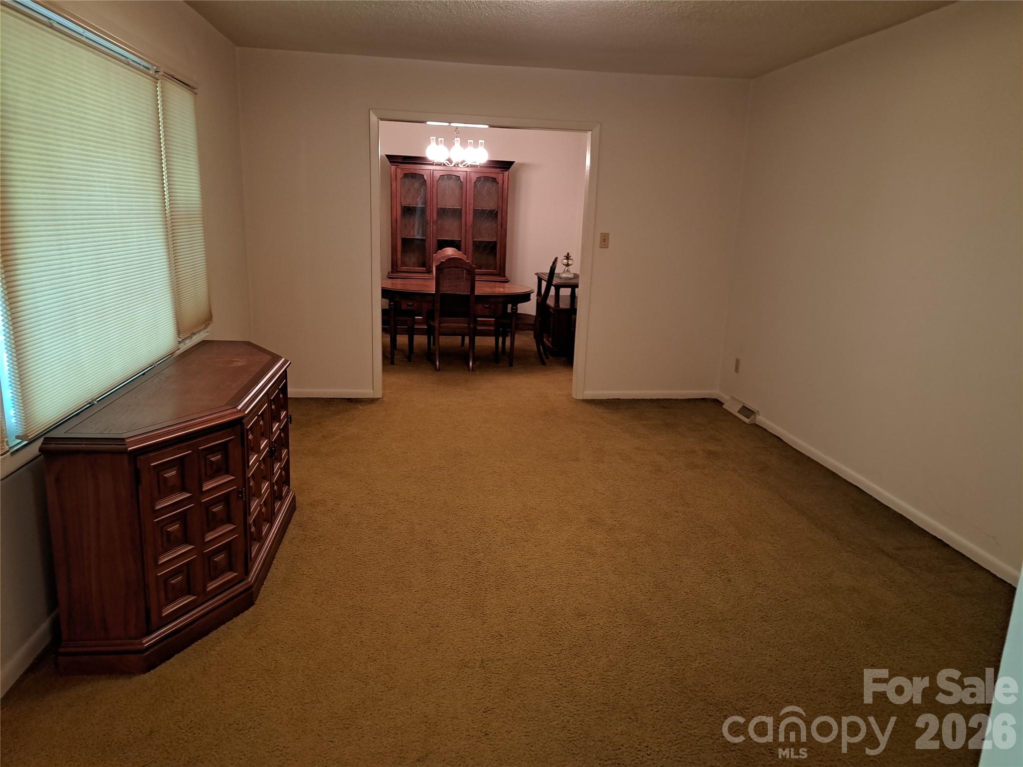123 Softwind Lane Property Photo 7