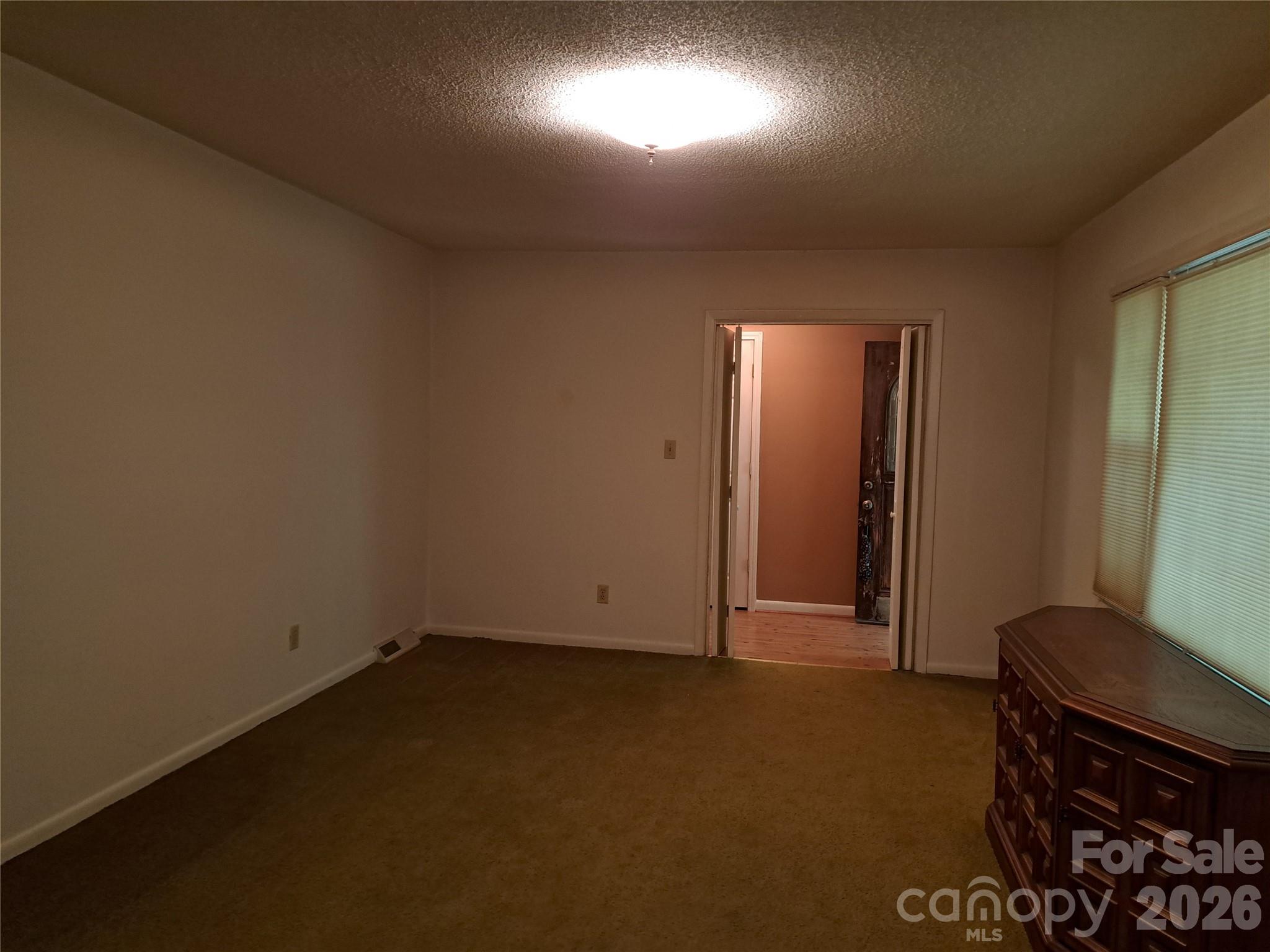 123 Softwind Lane Property Photo 9