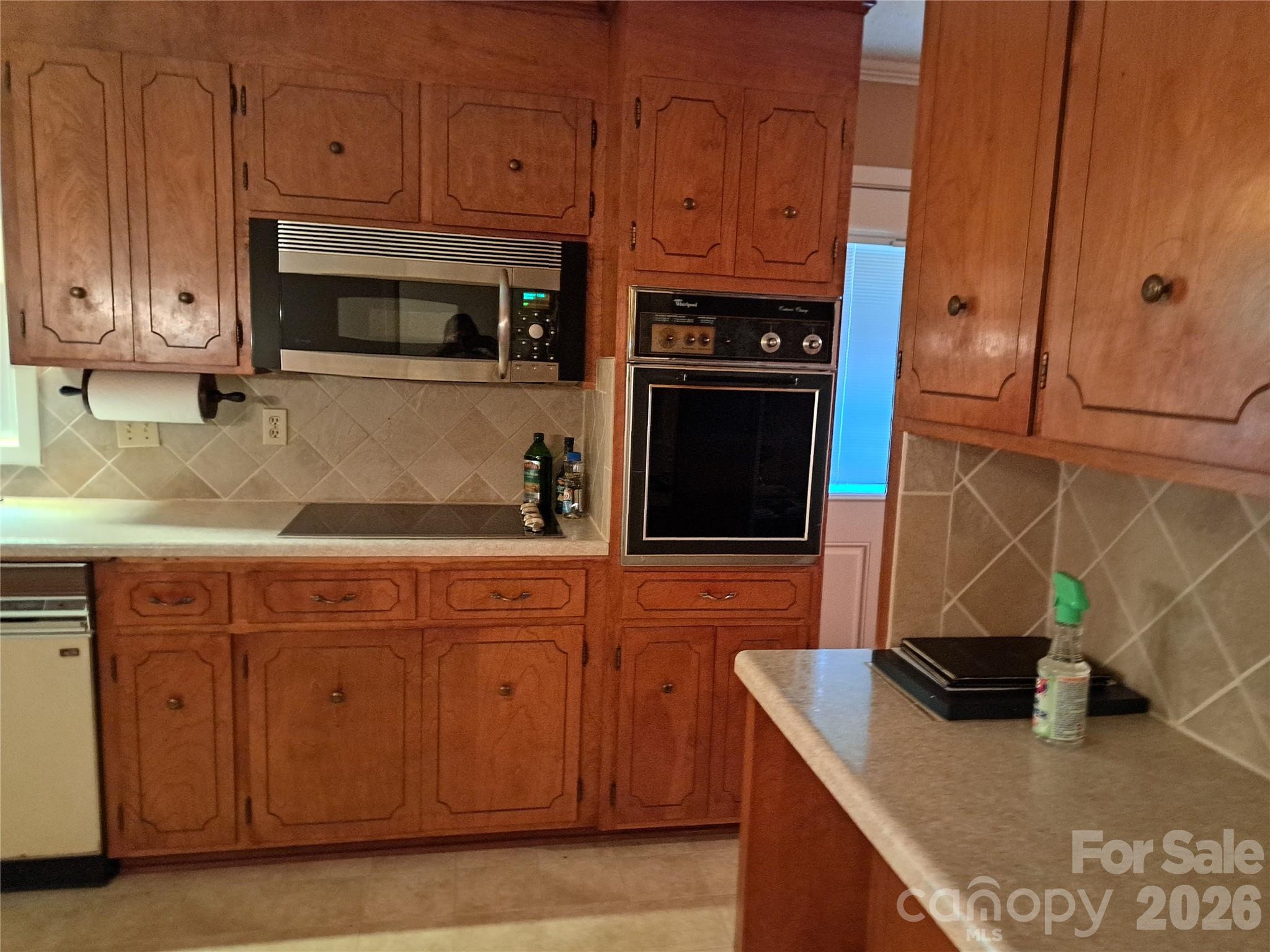 123 Softwind Lane Property Photo 17