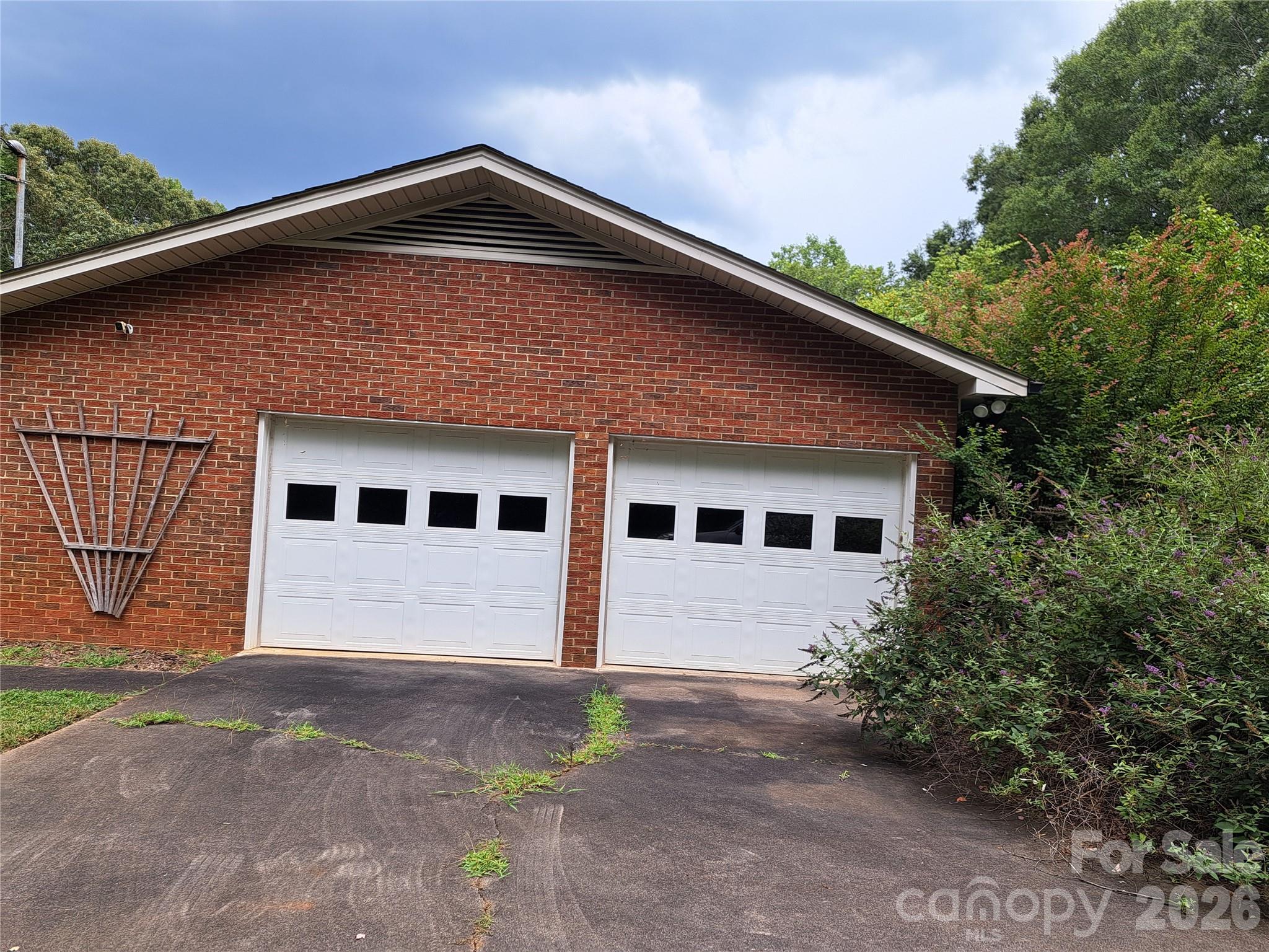 123 Softwind Lane Property Photo 36