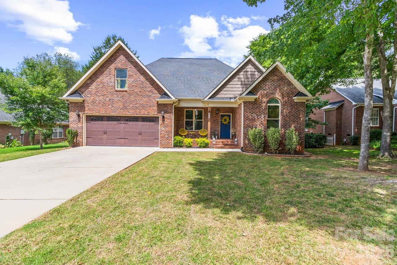 142 Bald Cypress Lane Property Photo 1