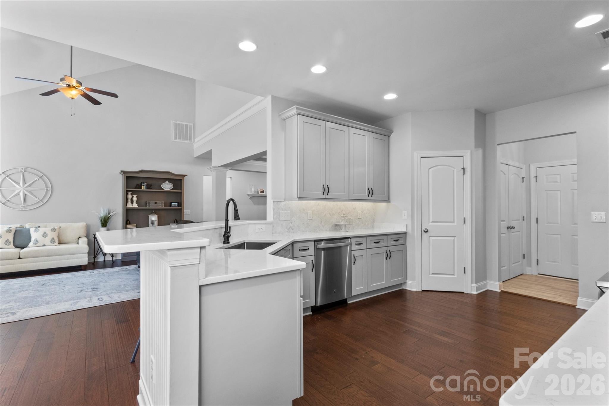 2467 Chatham Drive Property Photo 20