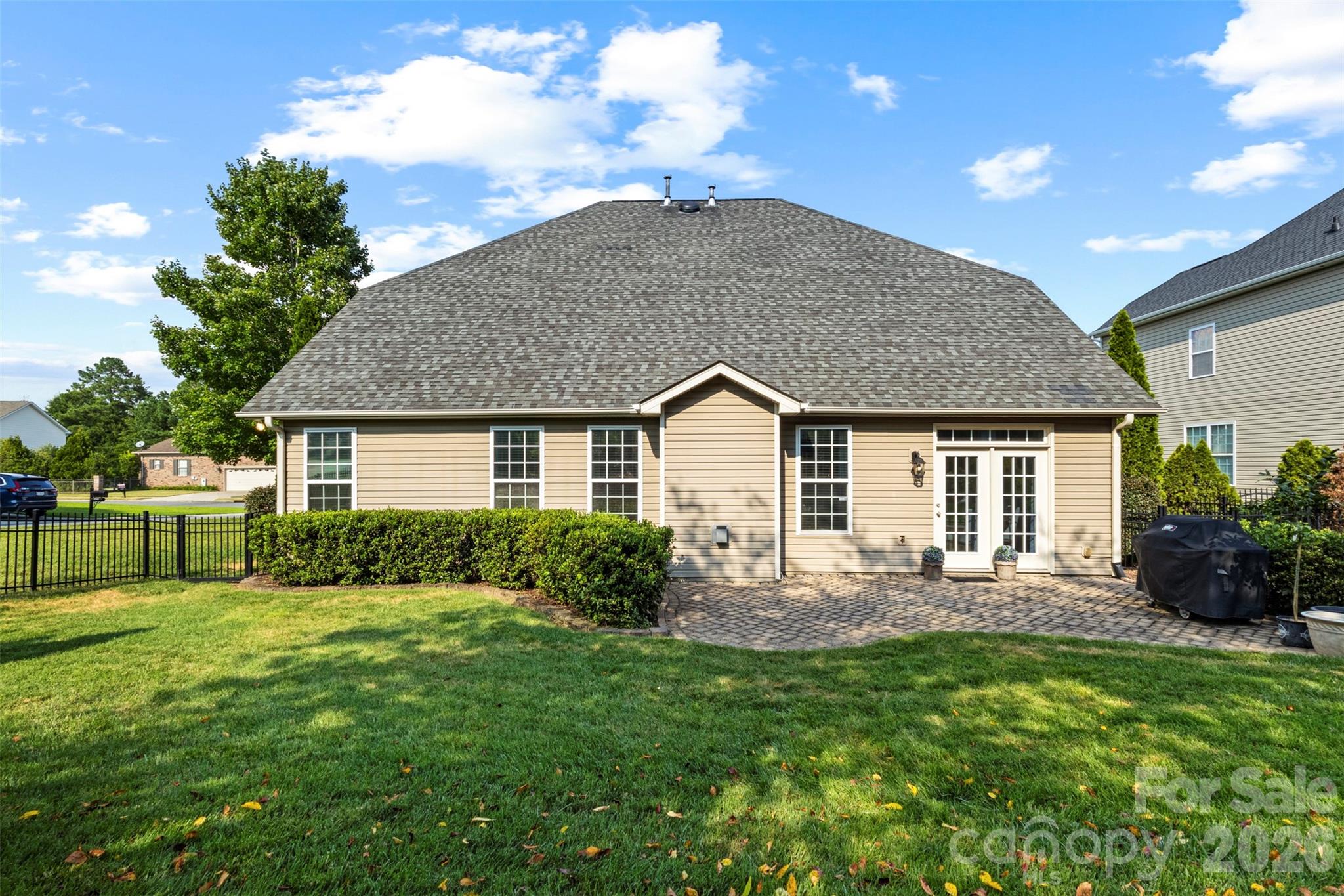 2467 Chatham Drive Property Photo 45