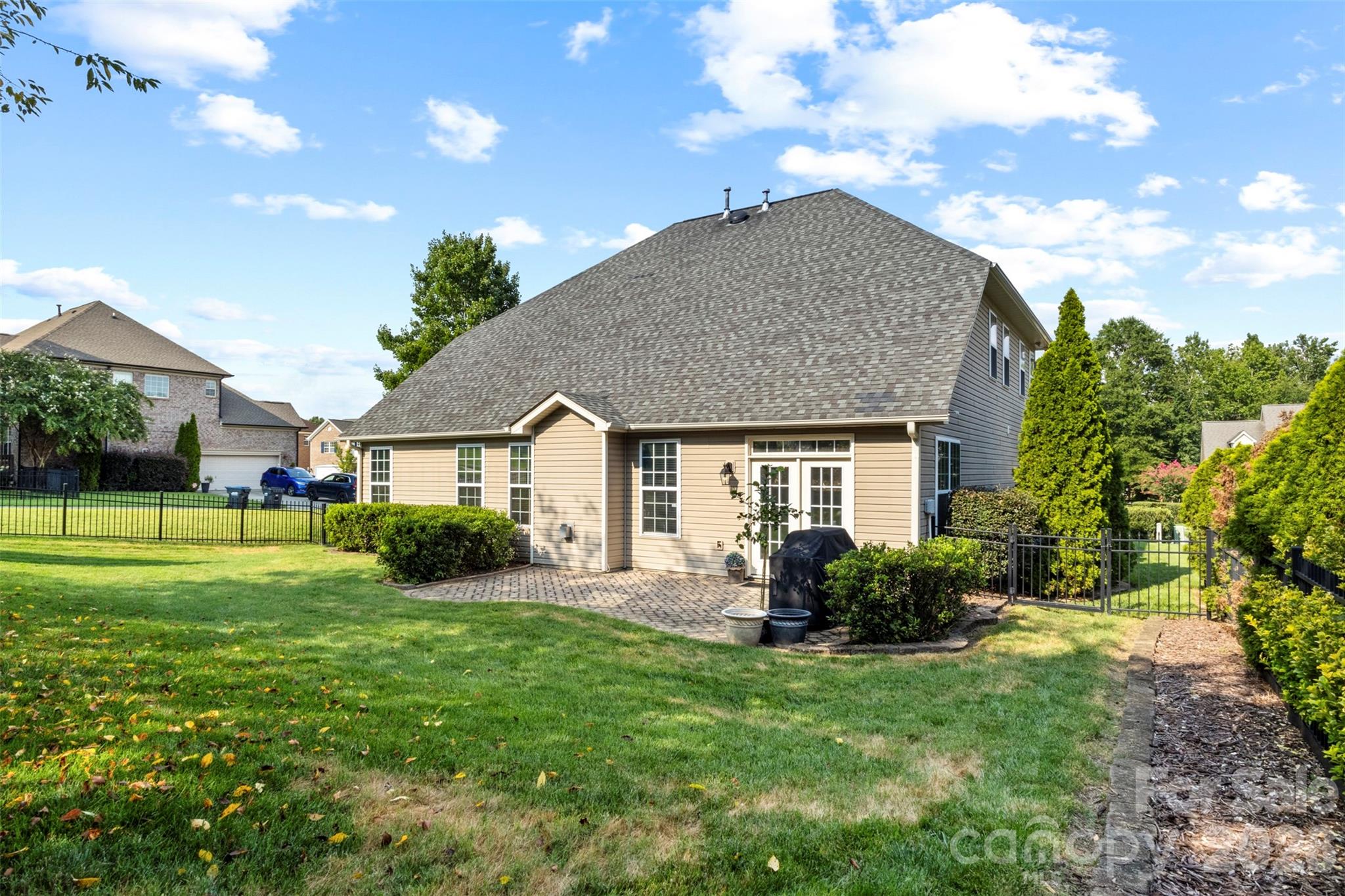 2467 Chatham Drive Property Photo 46