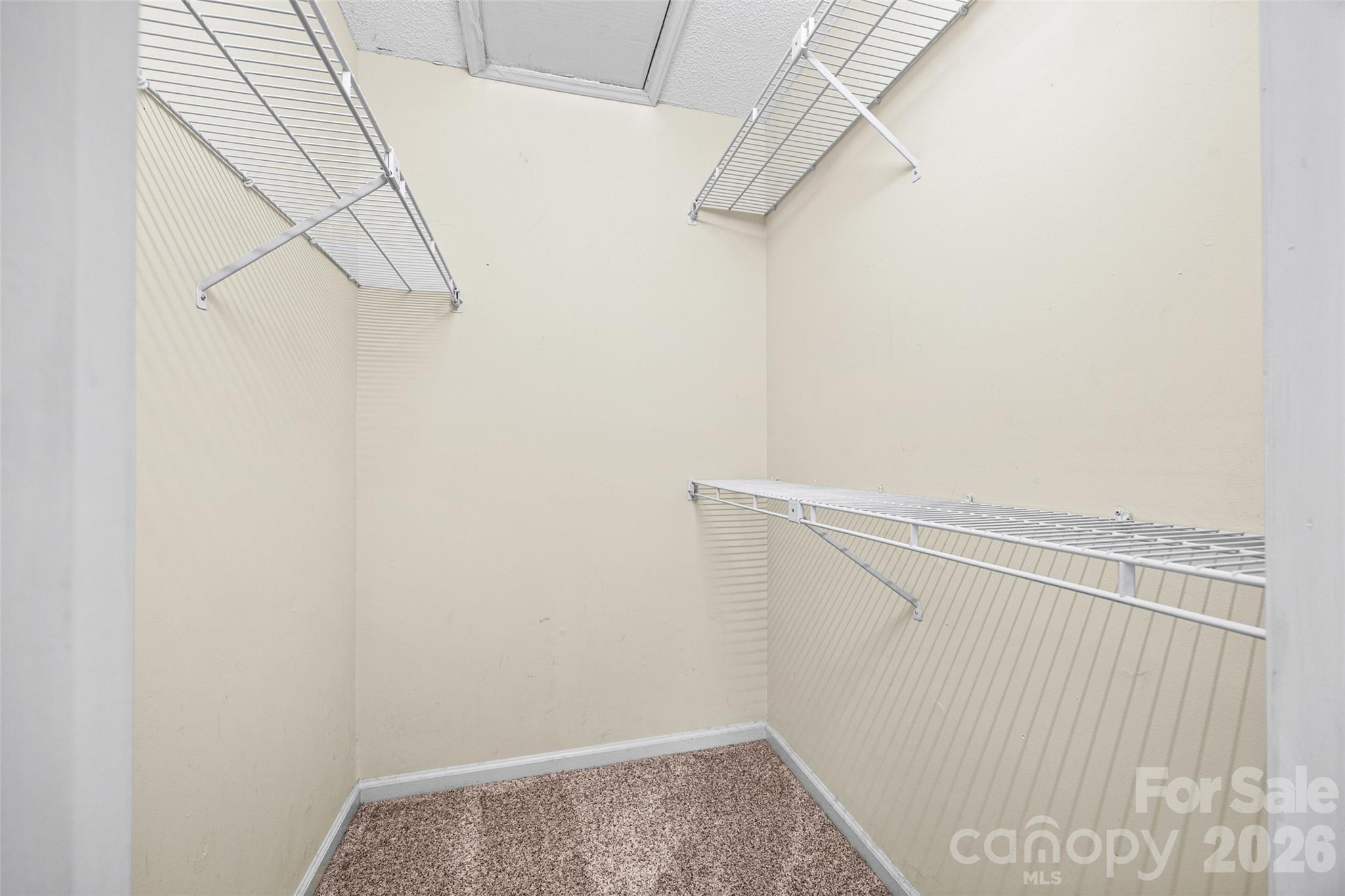 304 Heritage Parkway Property Photo 15