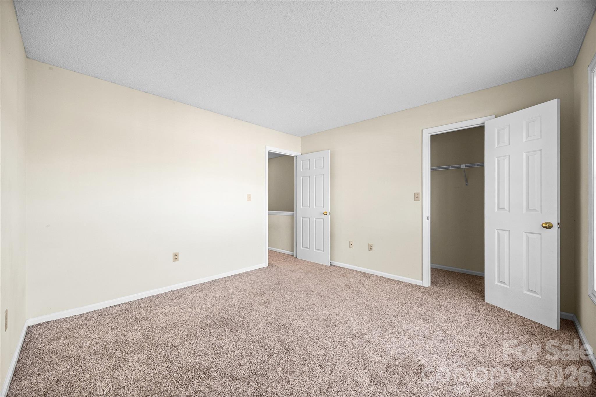 304 Heritage Parkway Property Photo 18