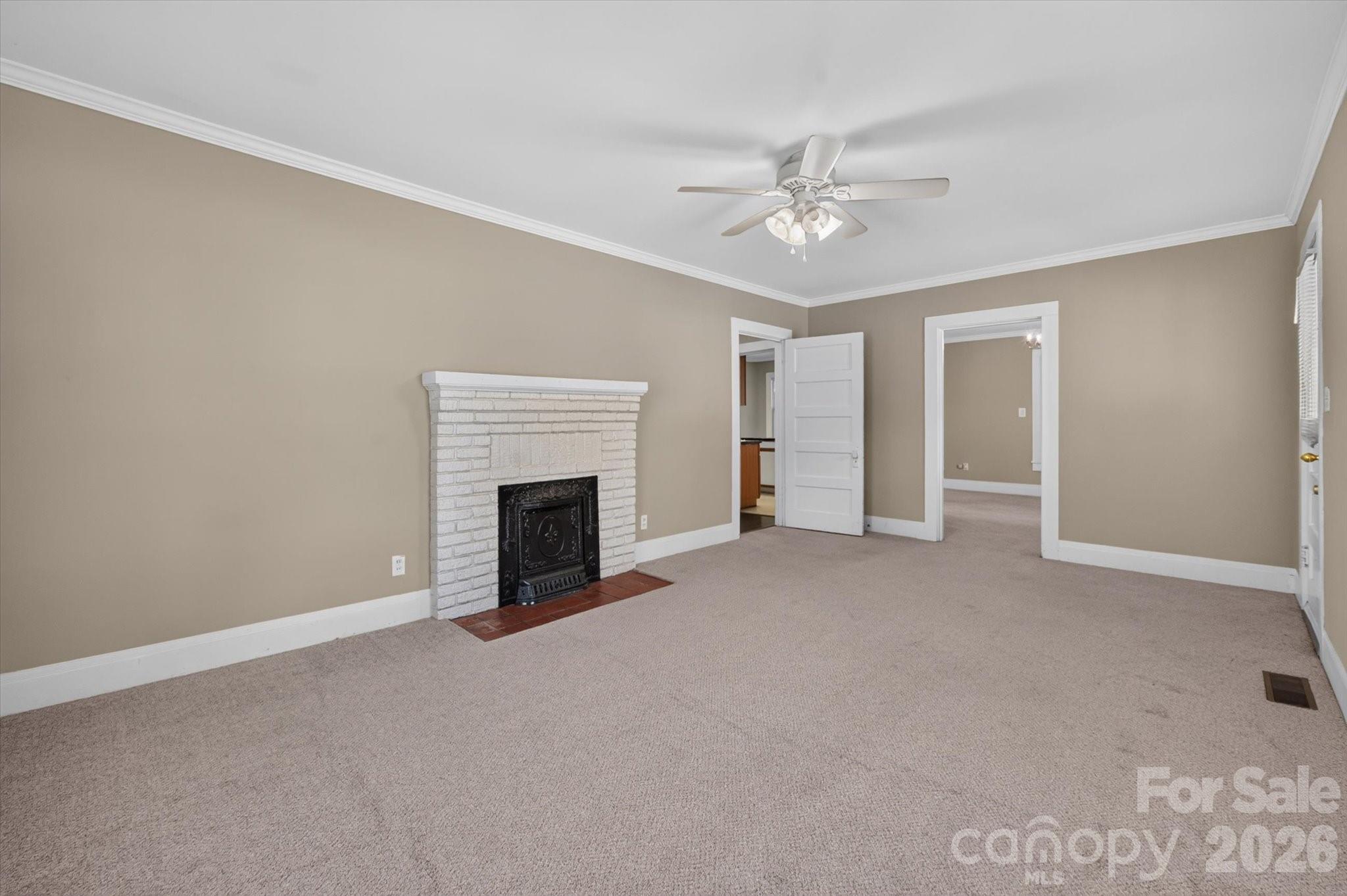 103 N West Street Property Photo 7