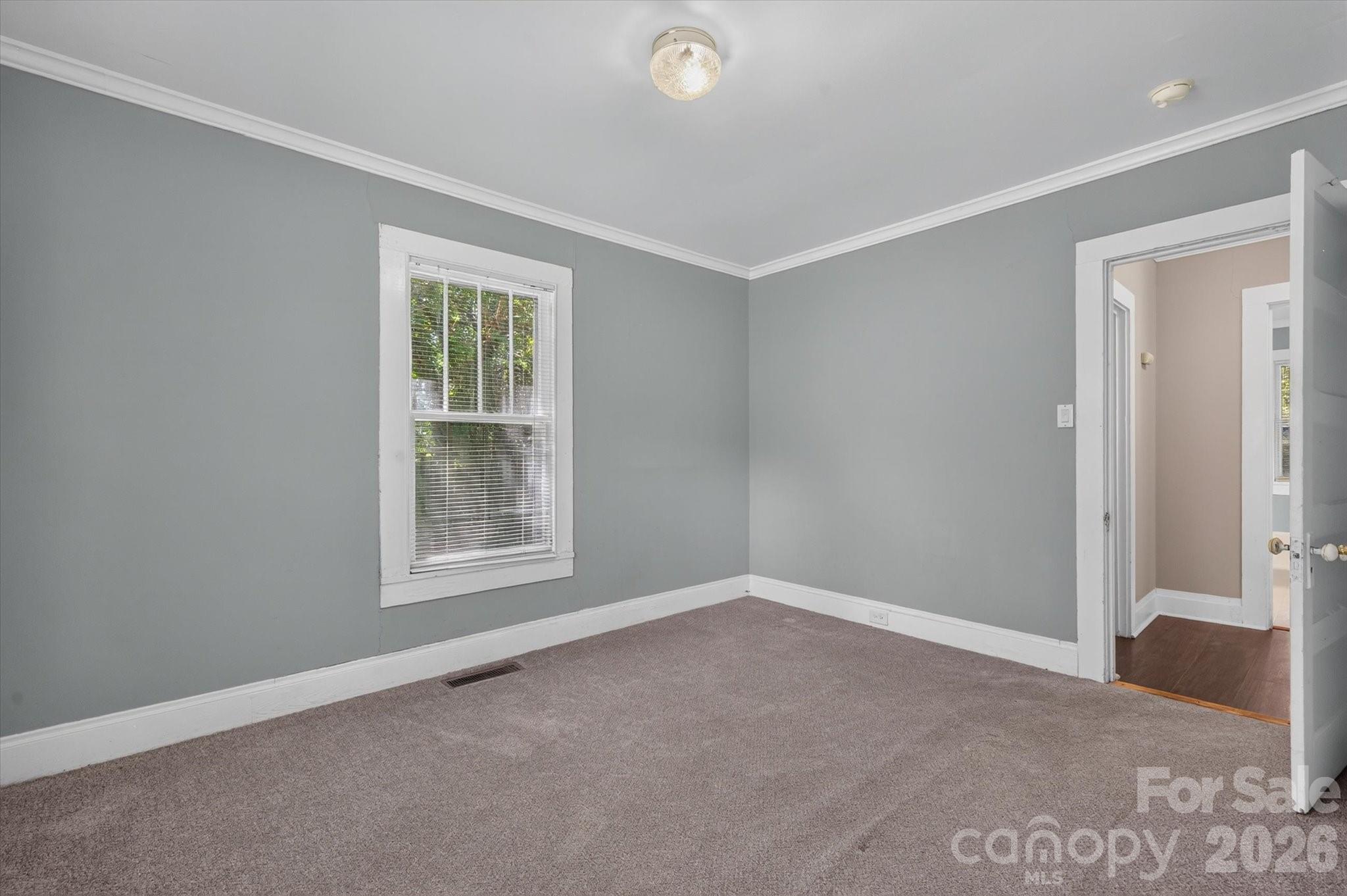 103 N West Street Property Photo 21