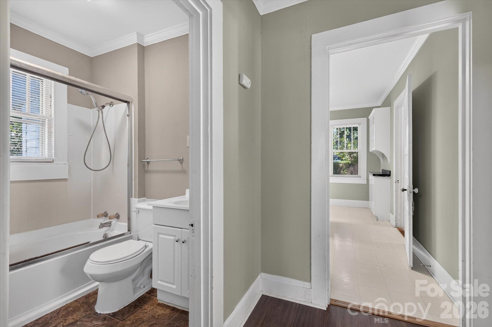 103 N West Street Property Photo 22