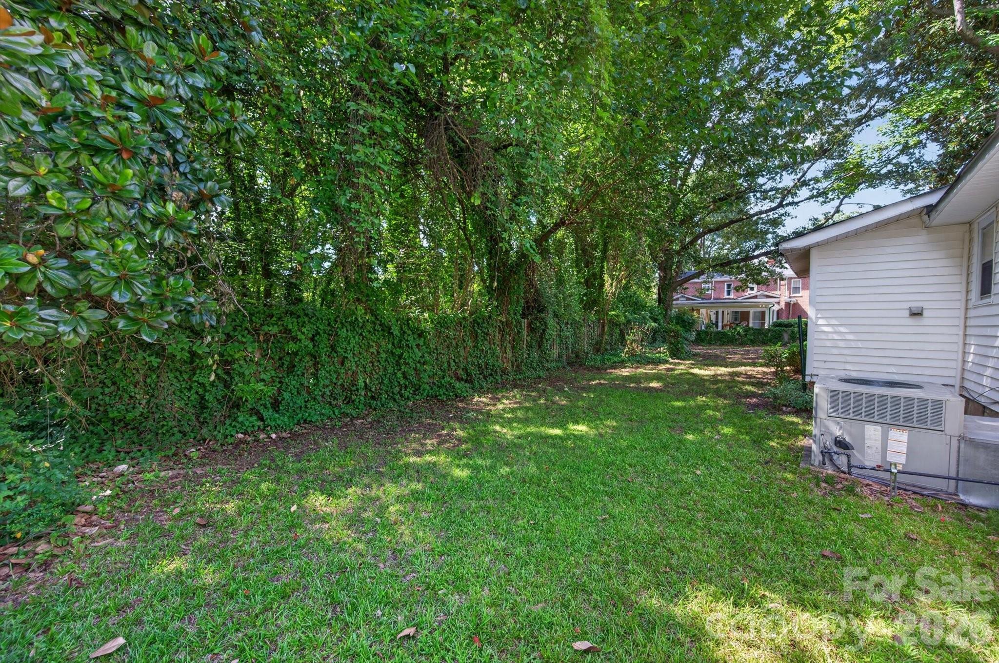 103 N West Street Property Photo 27