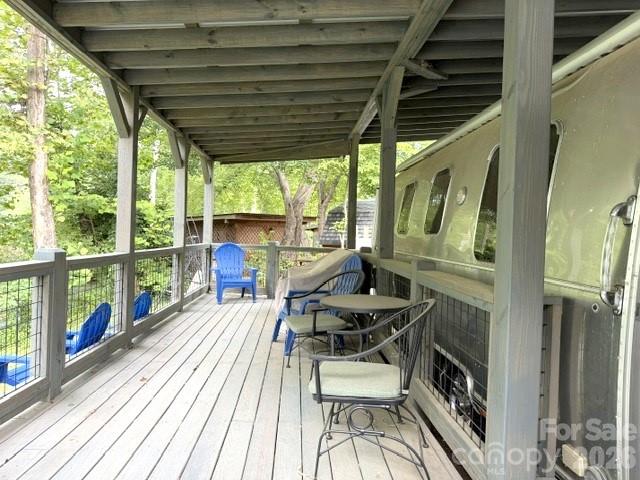 30 Aqua Vista Loop Property Photo 5