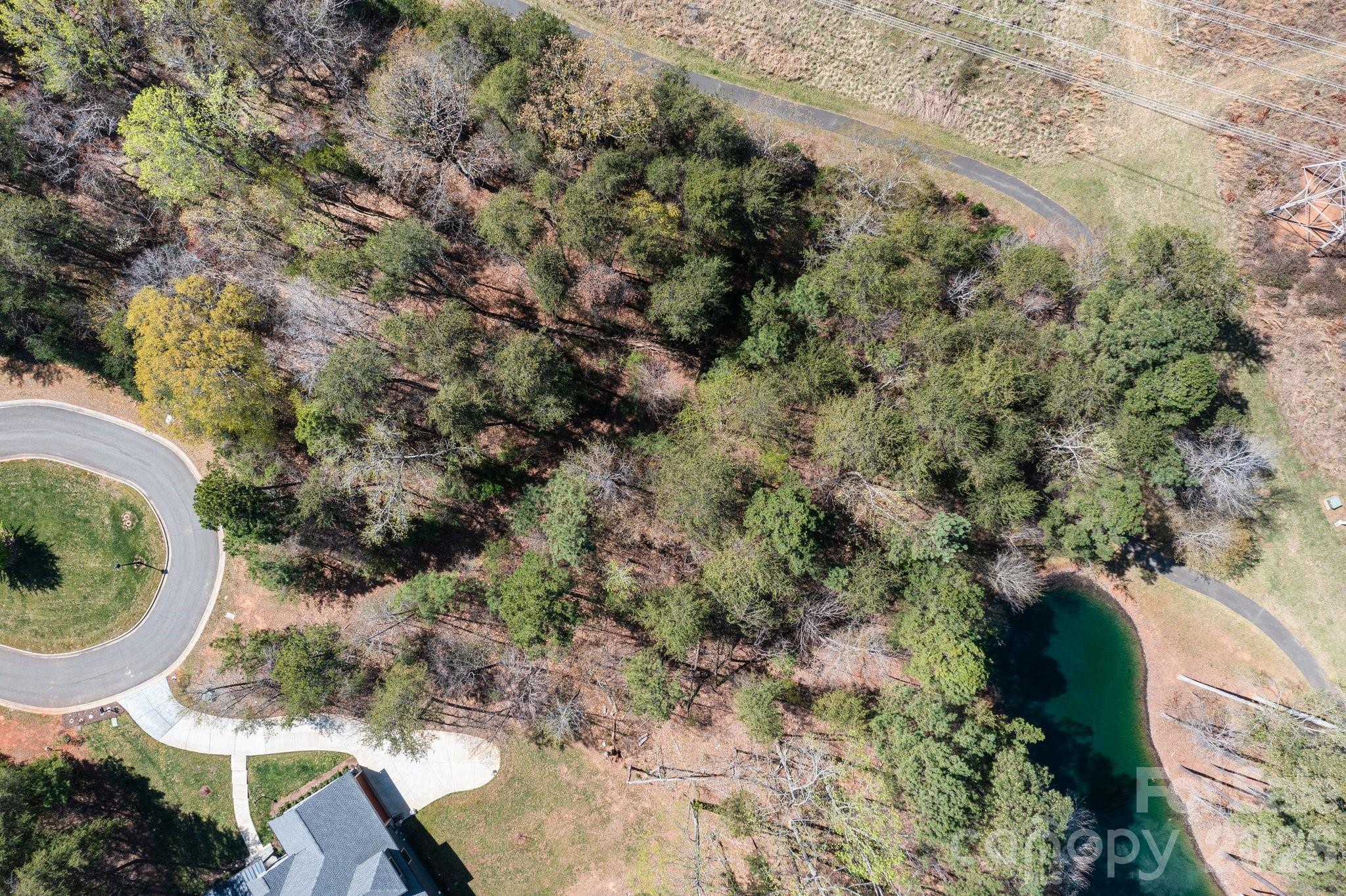 1036 Glade Spring Court Property Photo 25